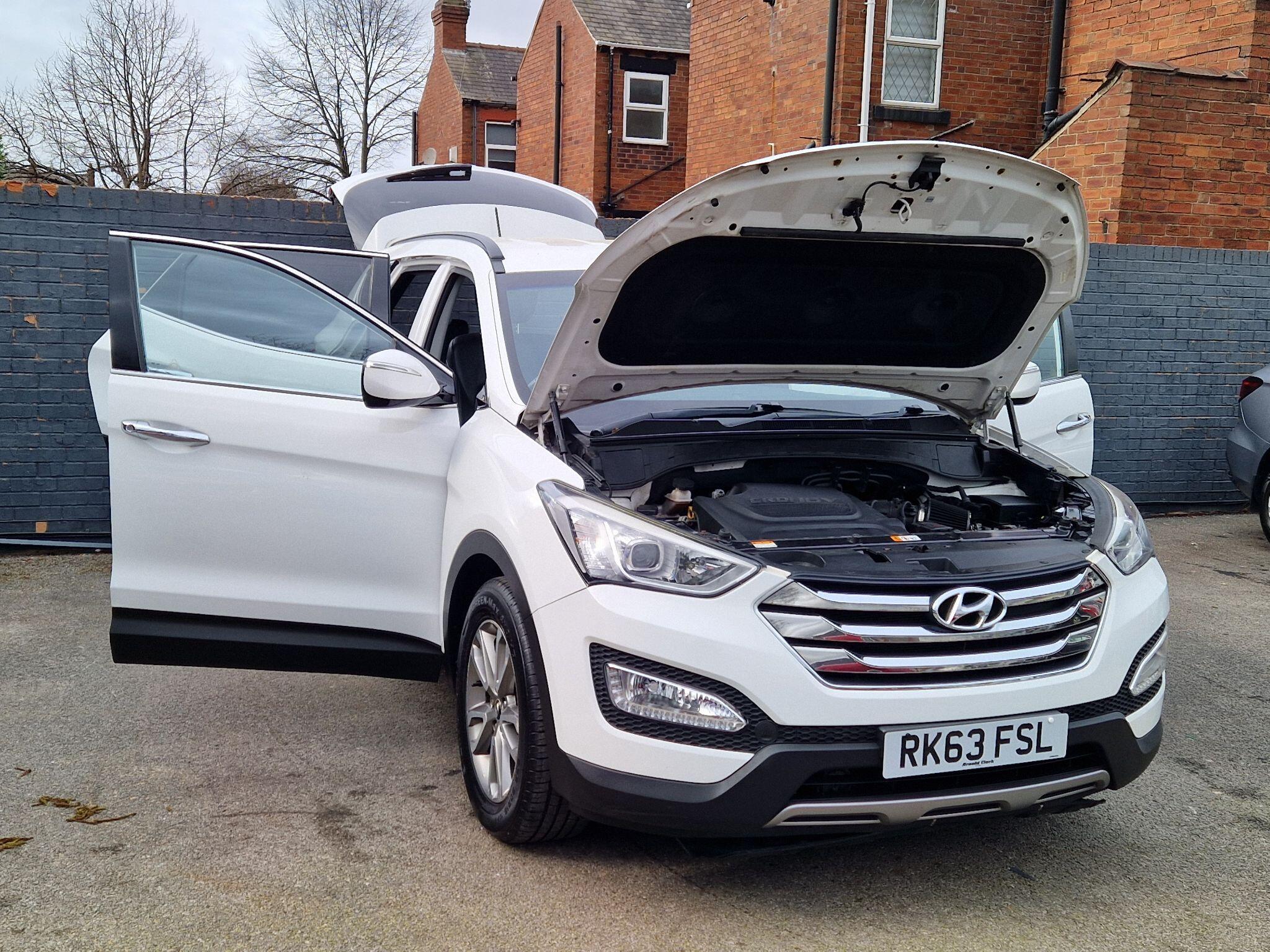 Hyundai Santa Fe - Image 14