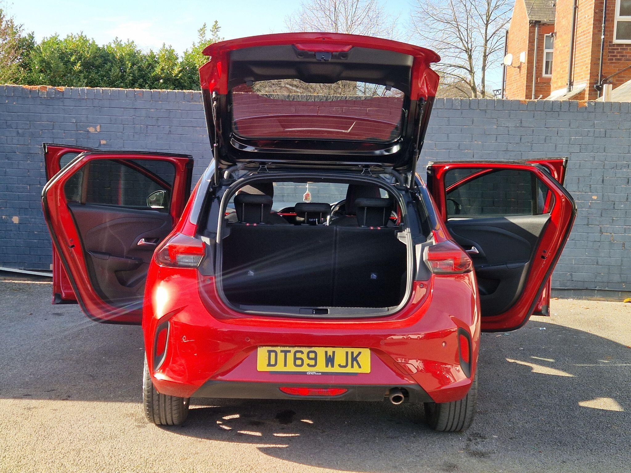 Vauxhall Corsa - Image 20