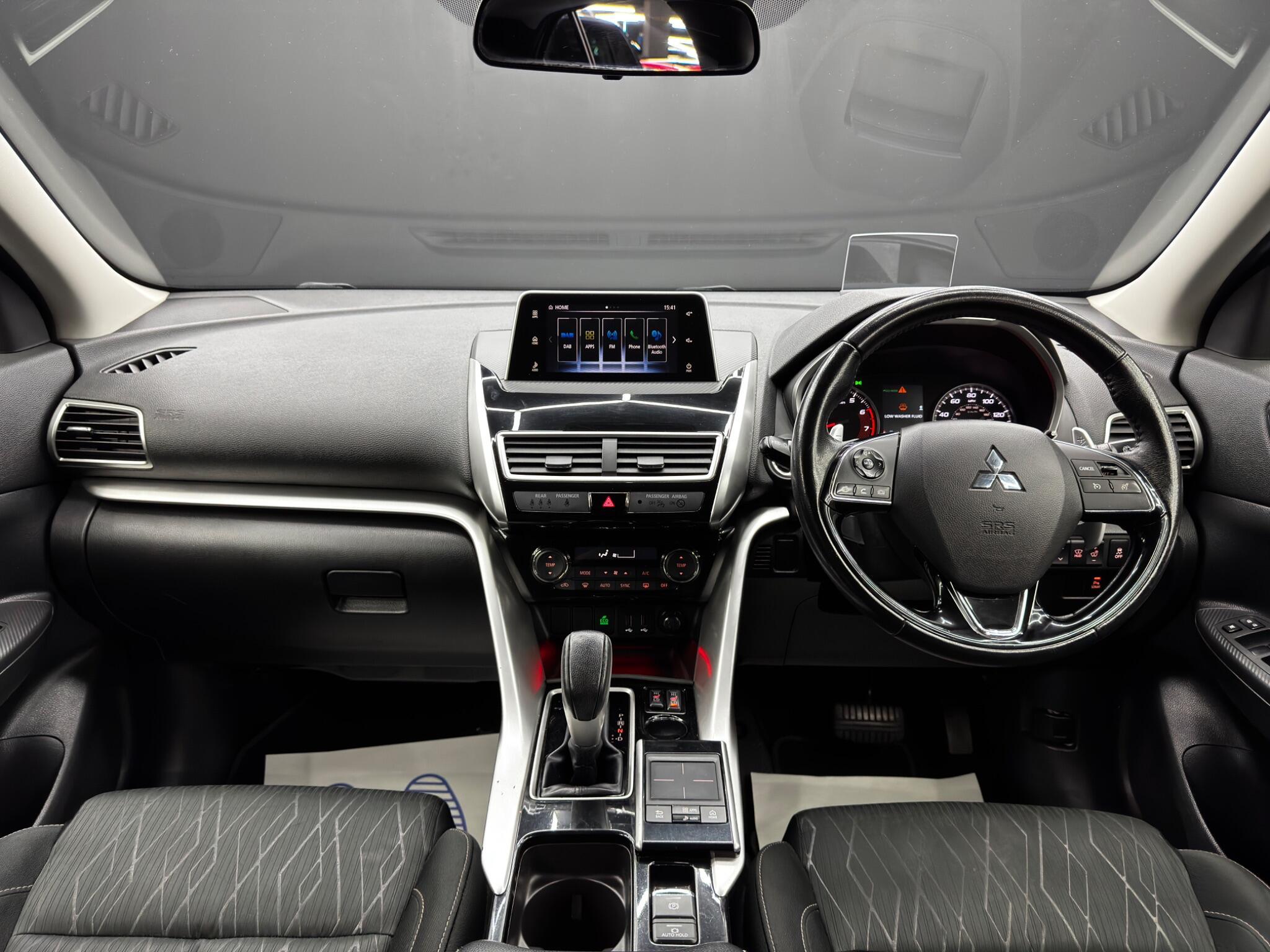Mitsubishi Eclipse Cross - Image 10