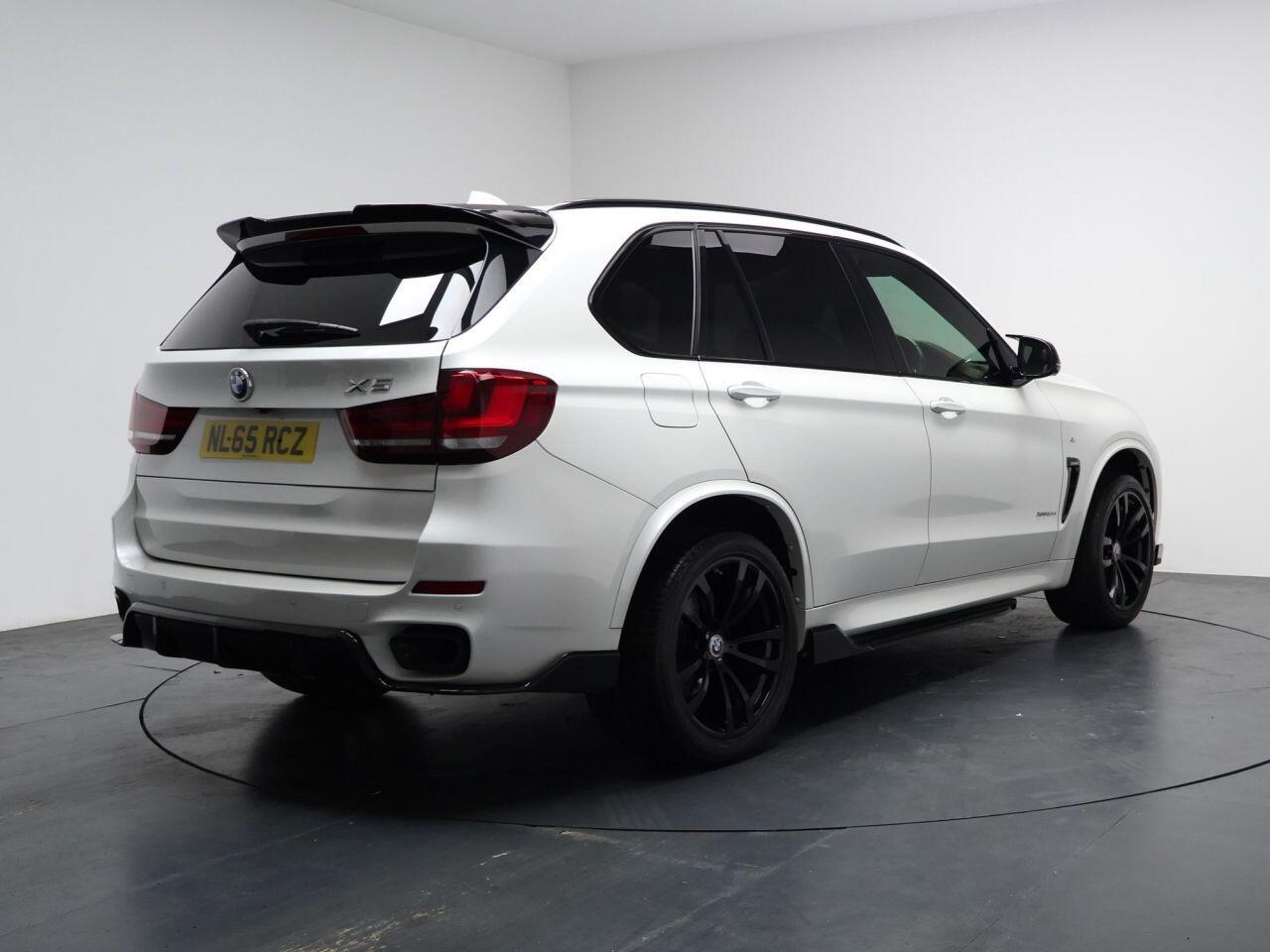 BMW X5 - Image 12
