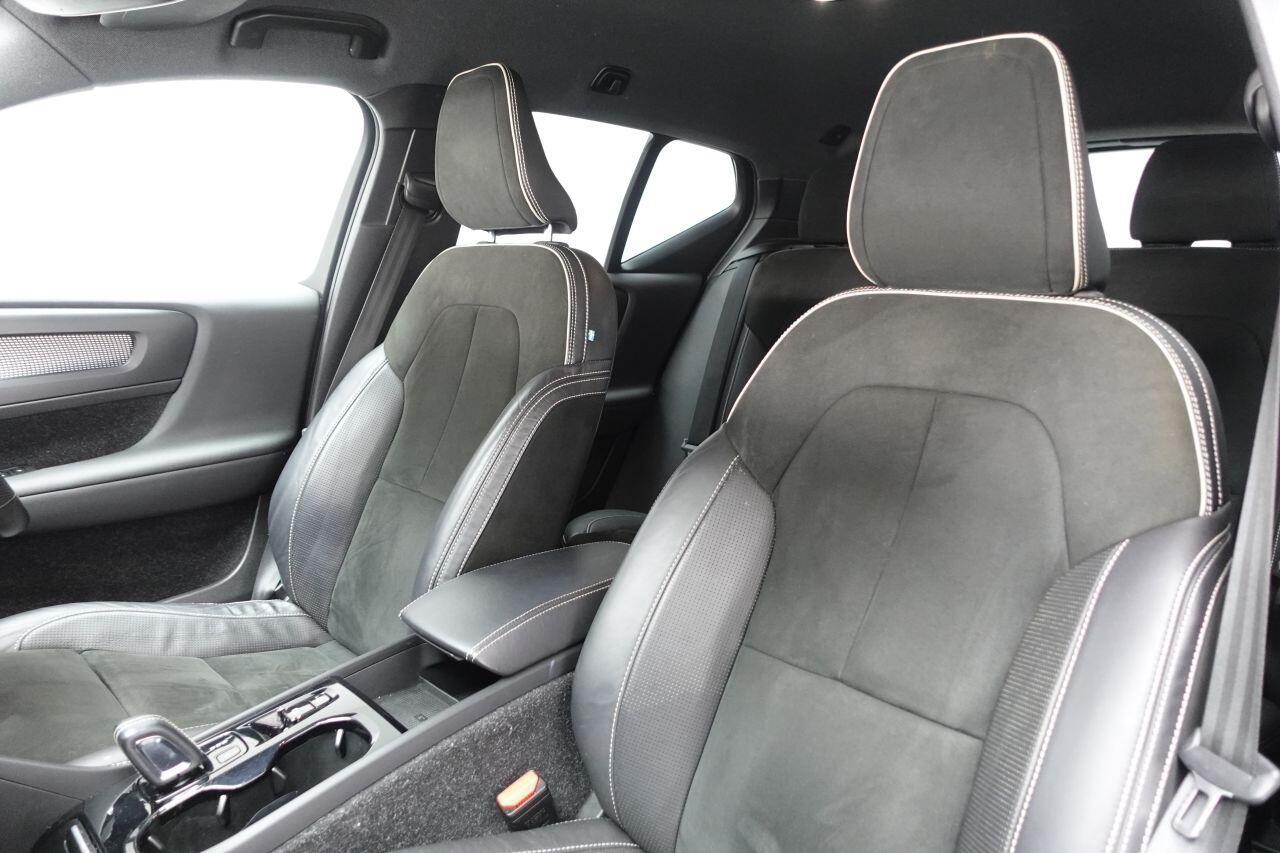 Volvo XC40 - Image 17