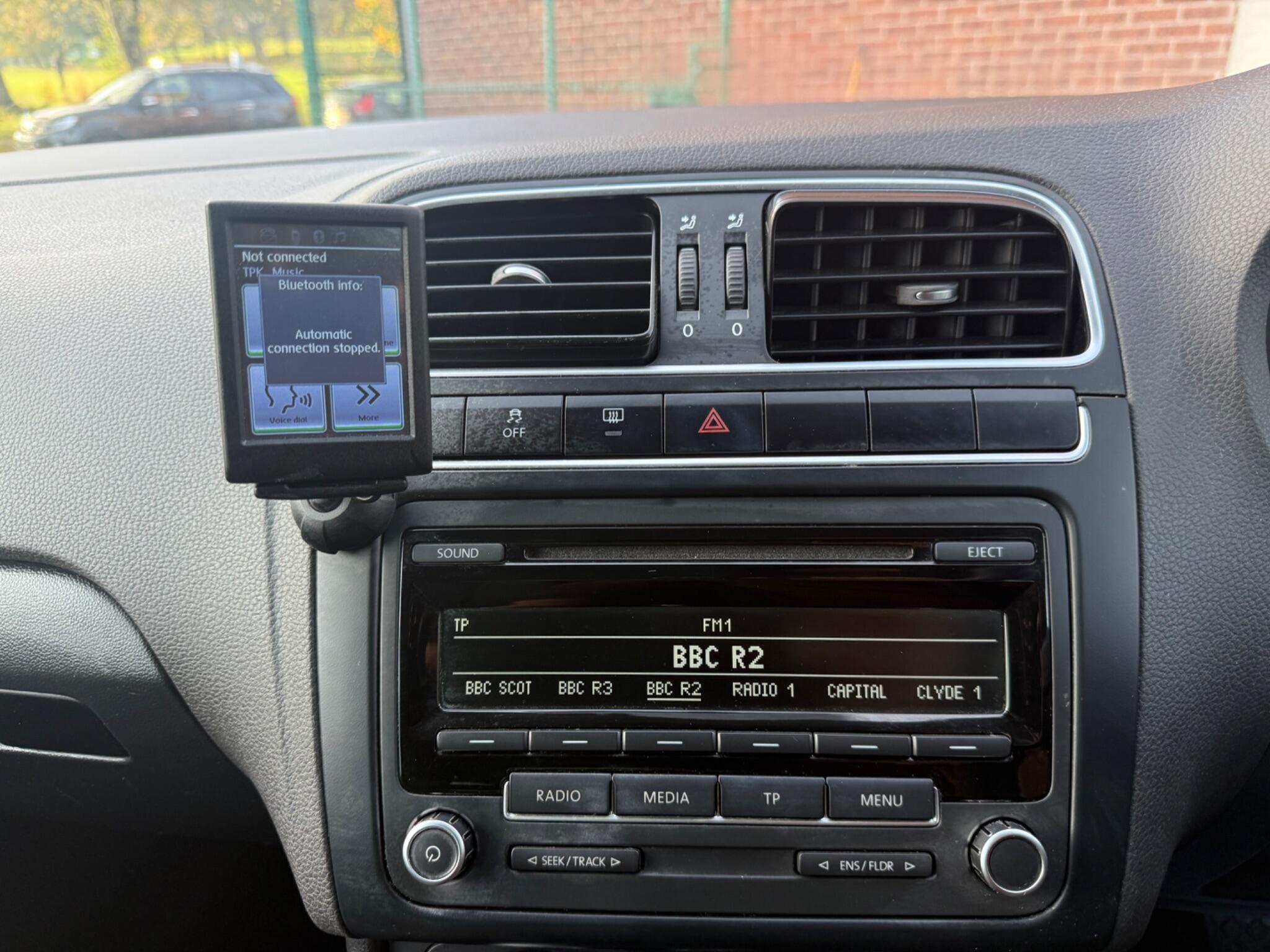 Volkswagen Polo - Image 10