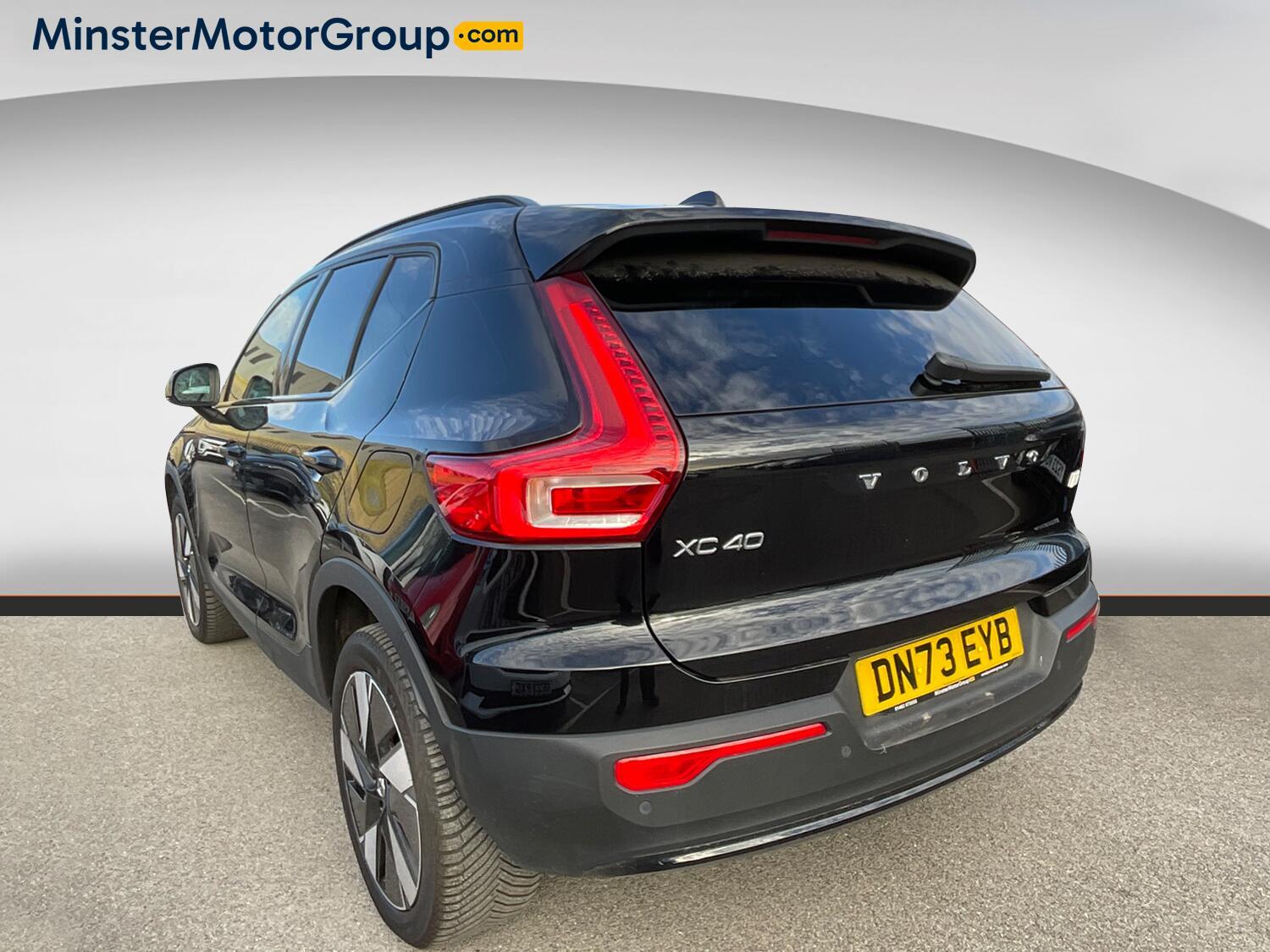 Volvo XC40 - Image 4