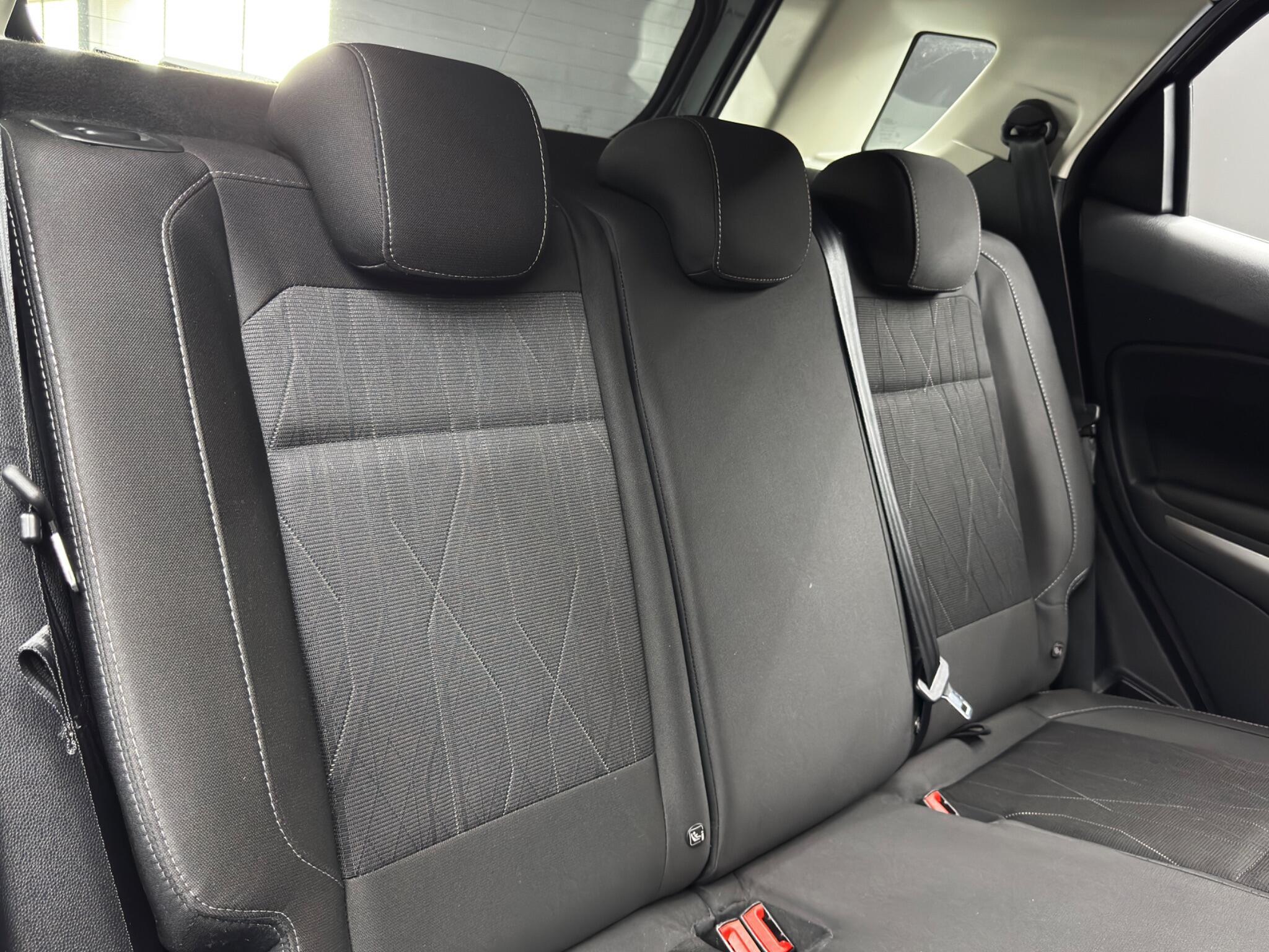 Ford Ecosport - Image 15