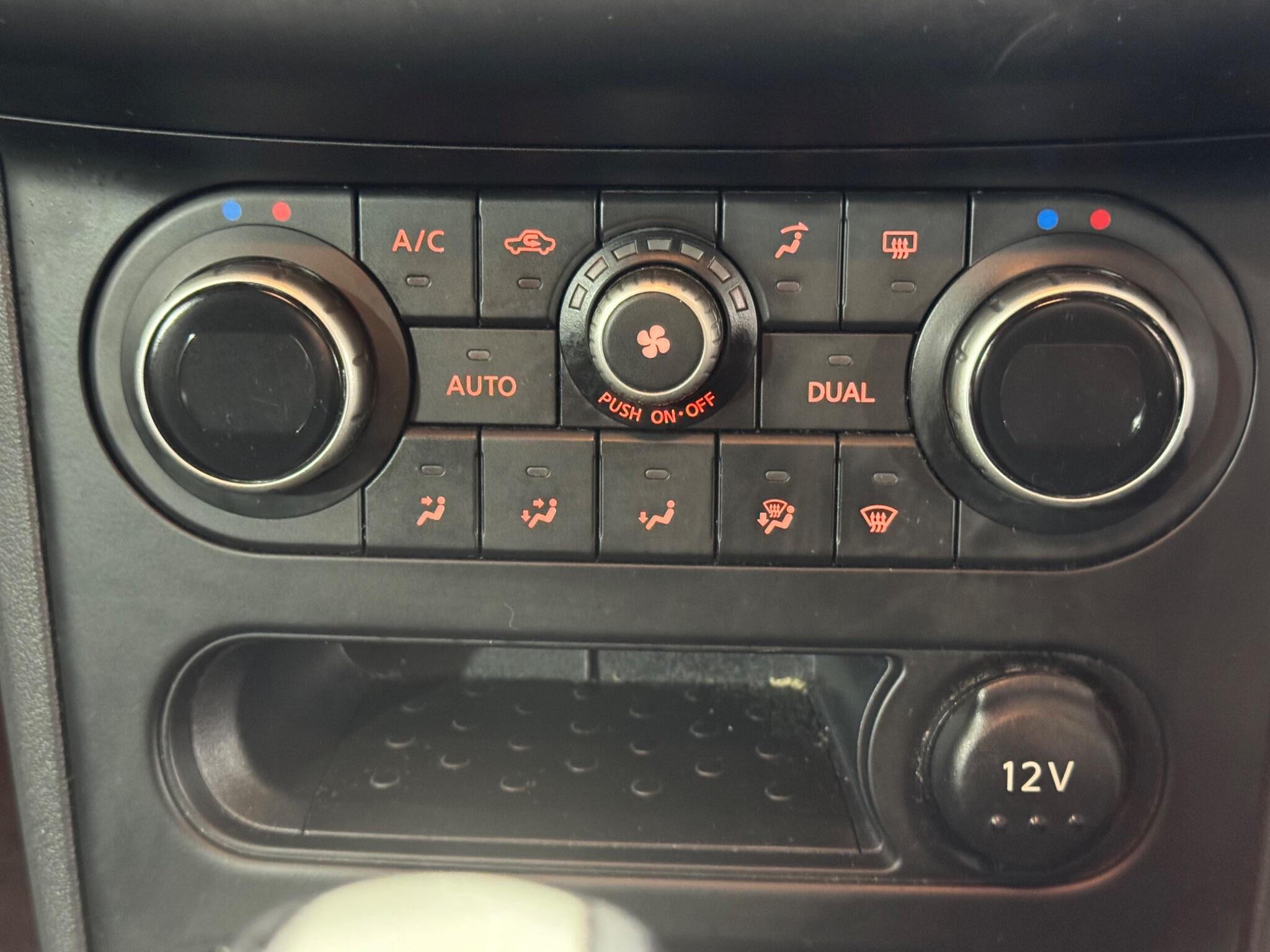 Nissan Qashqai - Image 25