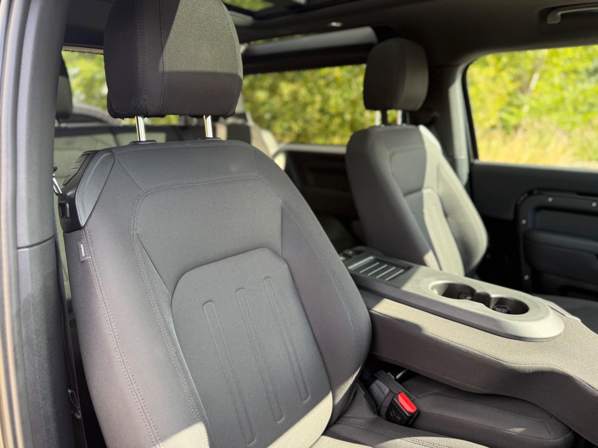 Land Rover Defender 90 - Image 8