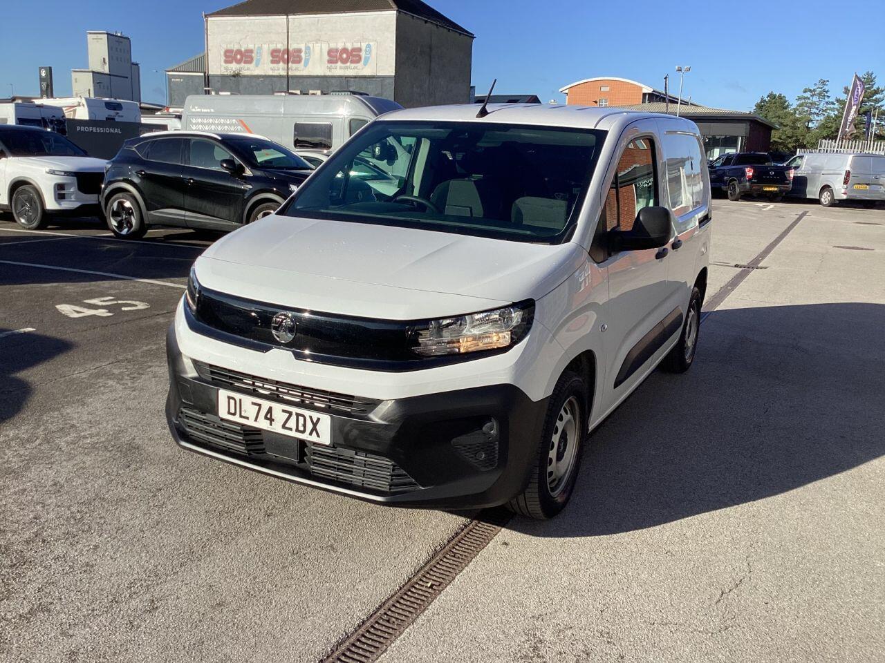Vauxhall Combo - Image 3