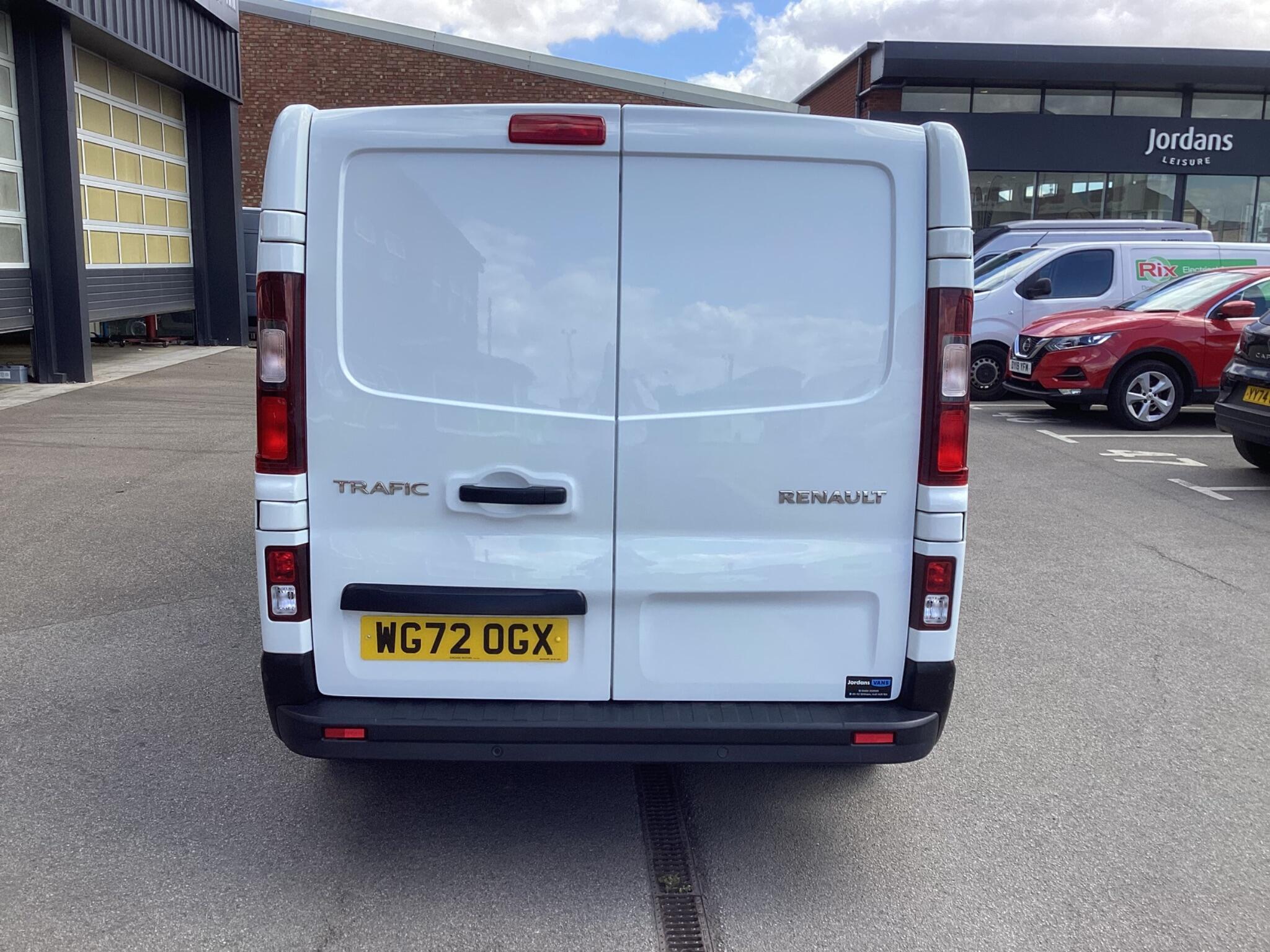 Renault Trafic - Image 6
