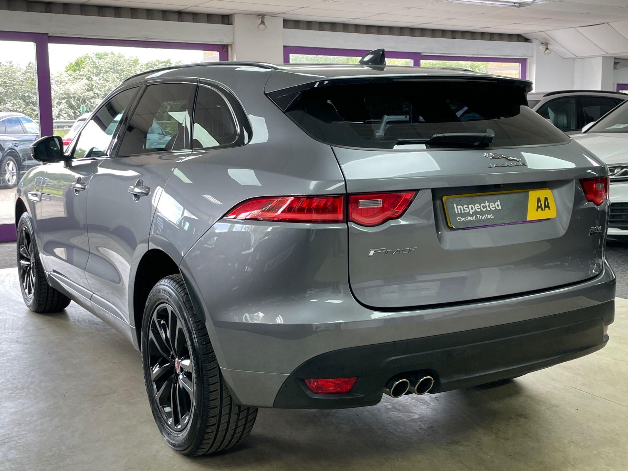 Jaguar F-Pace - Image 9