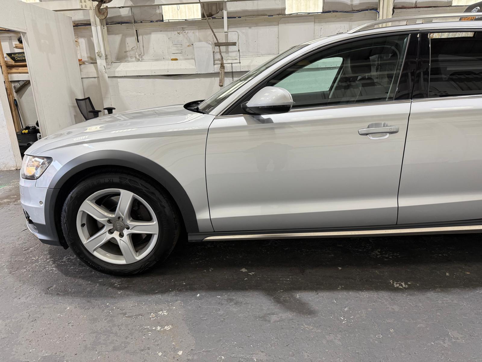 Audi A6 Allroad - Image 32