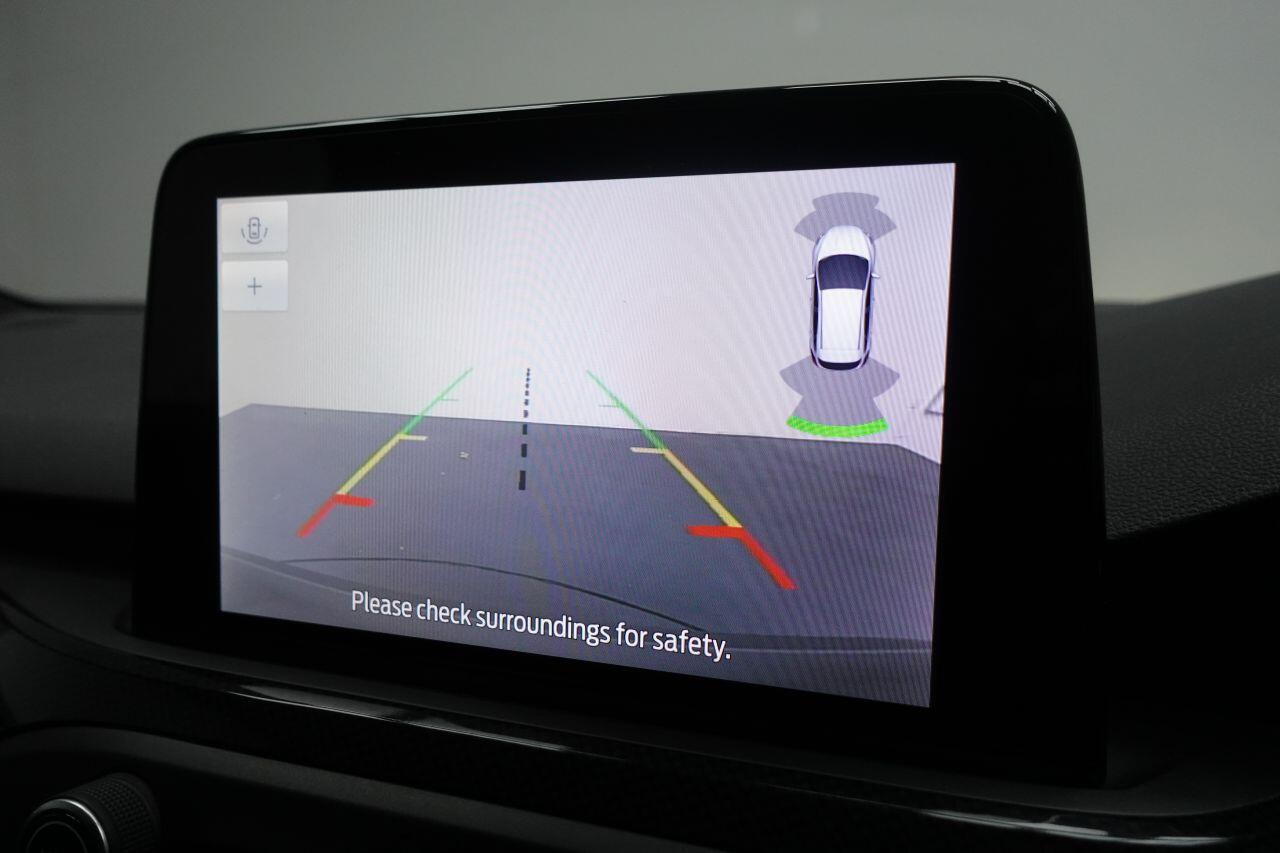 Ford Focus - Image 33