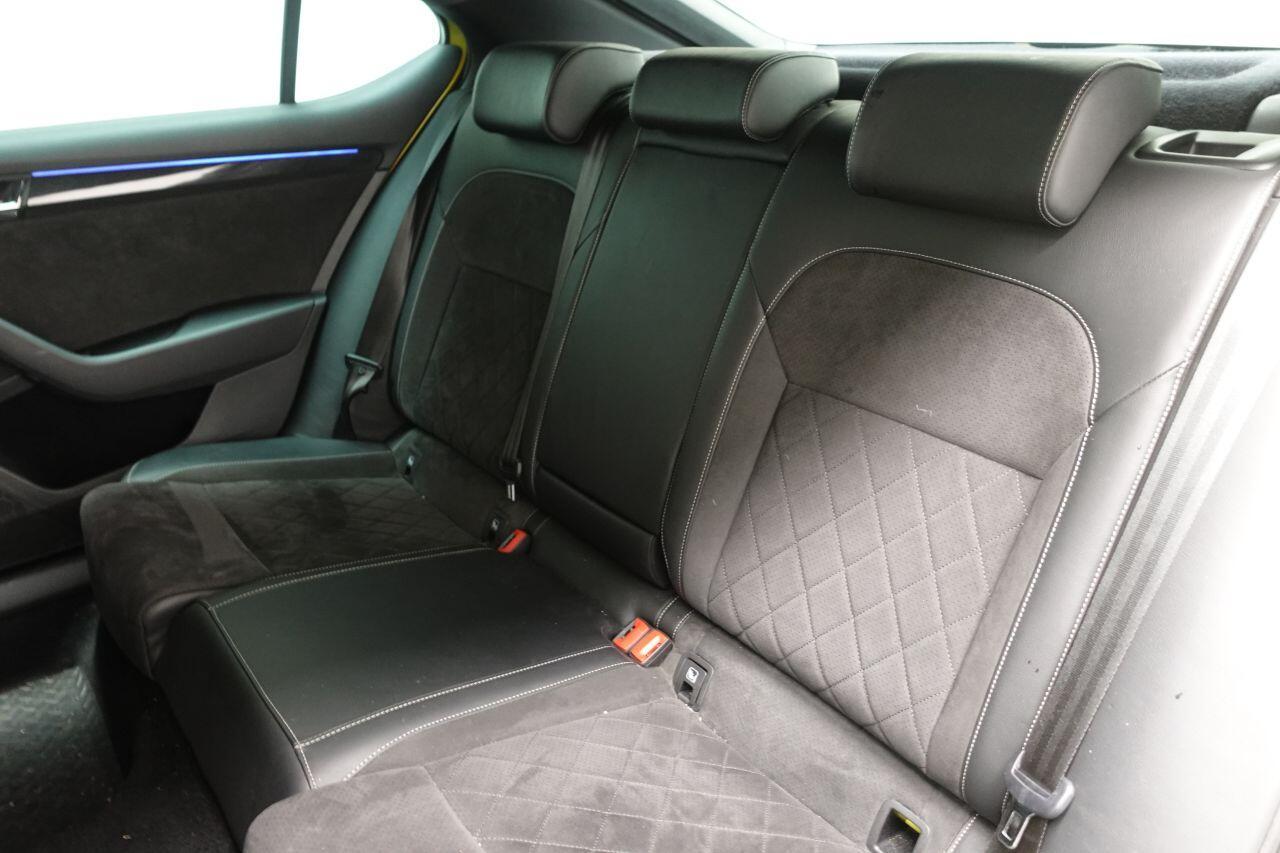 Skoda Superb - Image 30