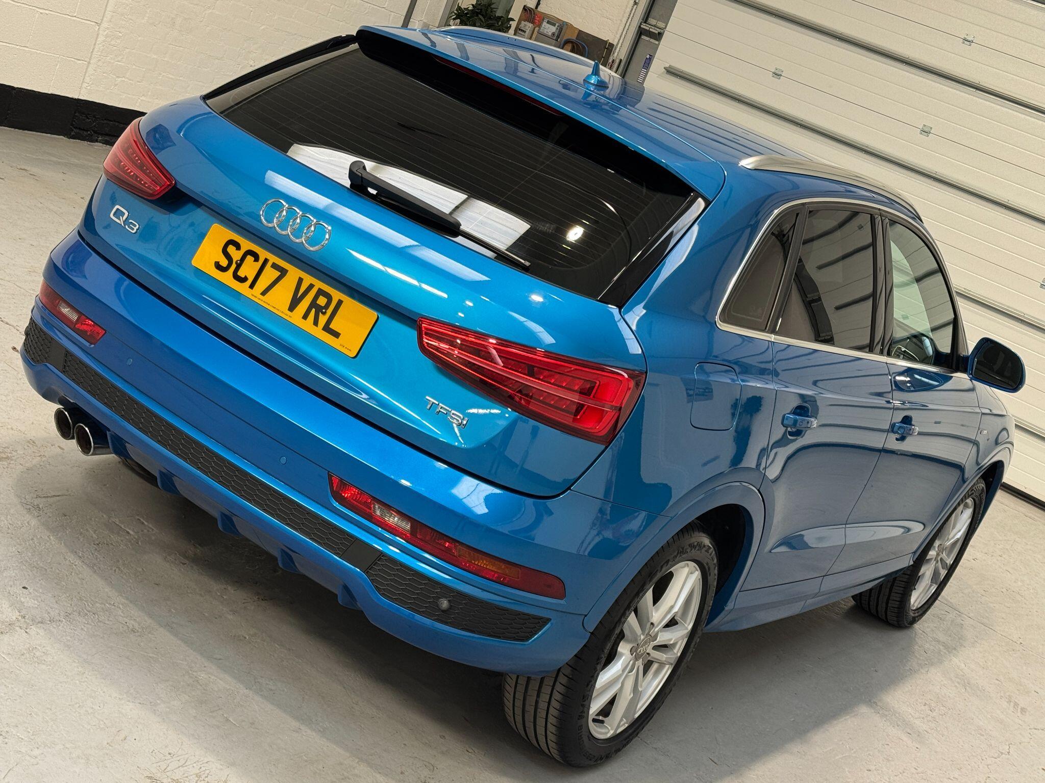 Audi Q3 - Image 32