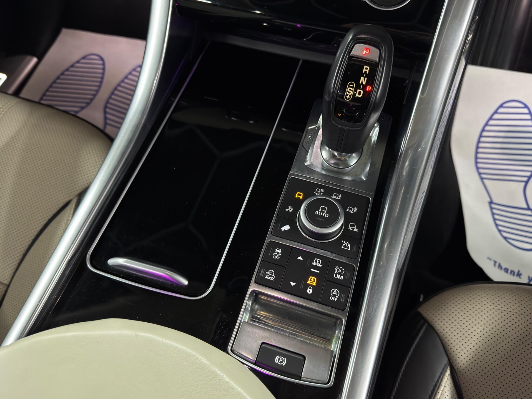 Land Rover RANGE ROVER SPORT - Image 25