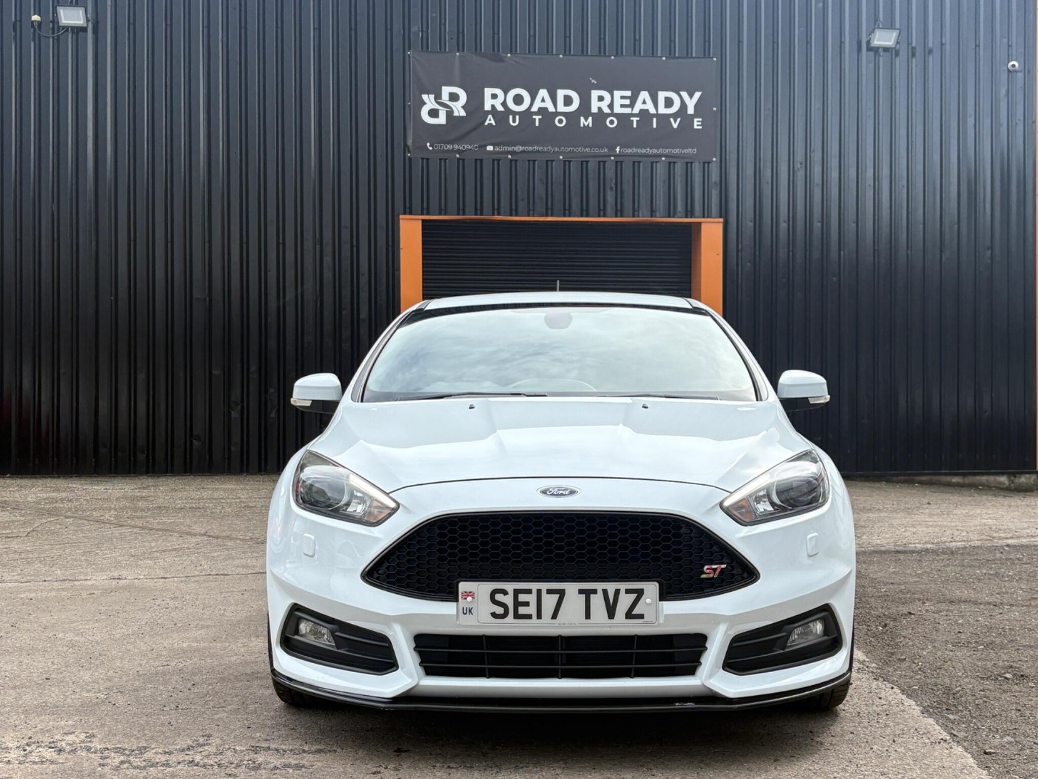 Ford Focus - Image 2