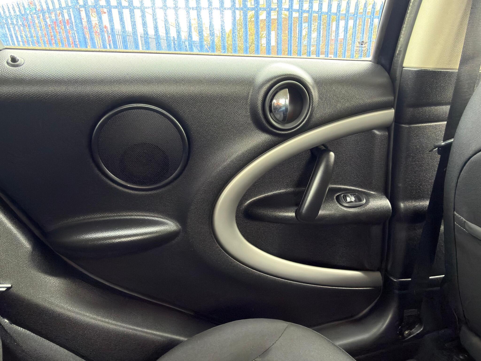 MINI Countryman - Image 40