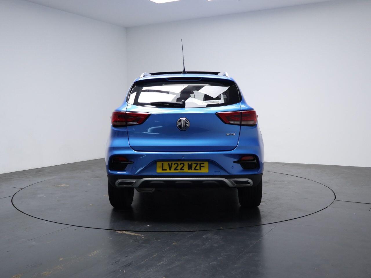 MG MG ZS - Image 11