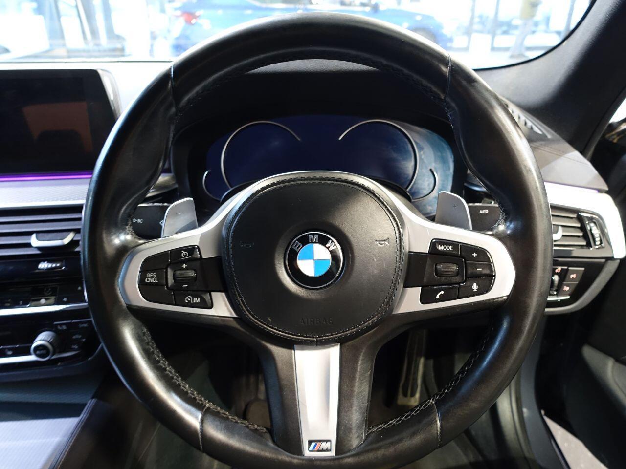 BMW 5 Series - Image 23