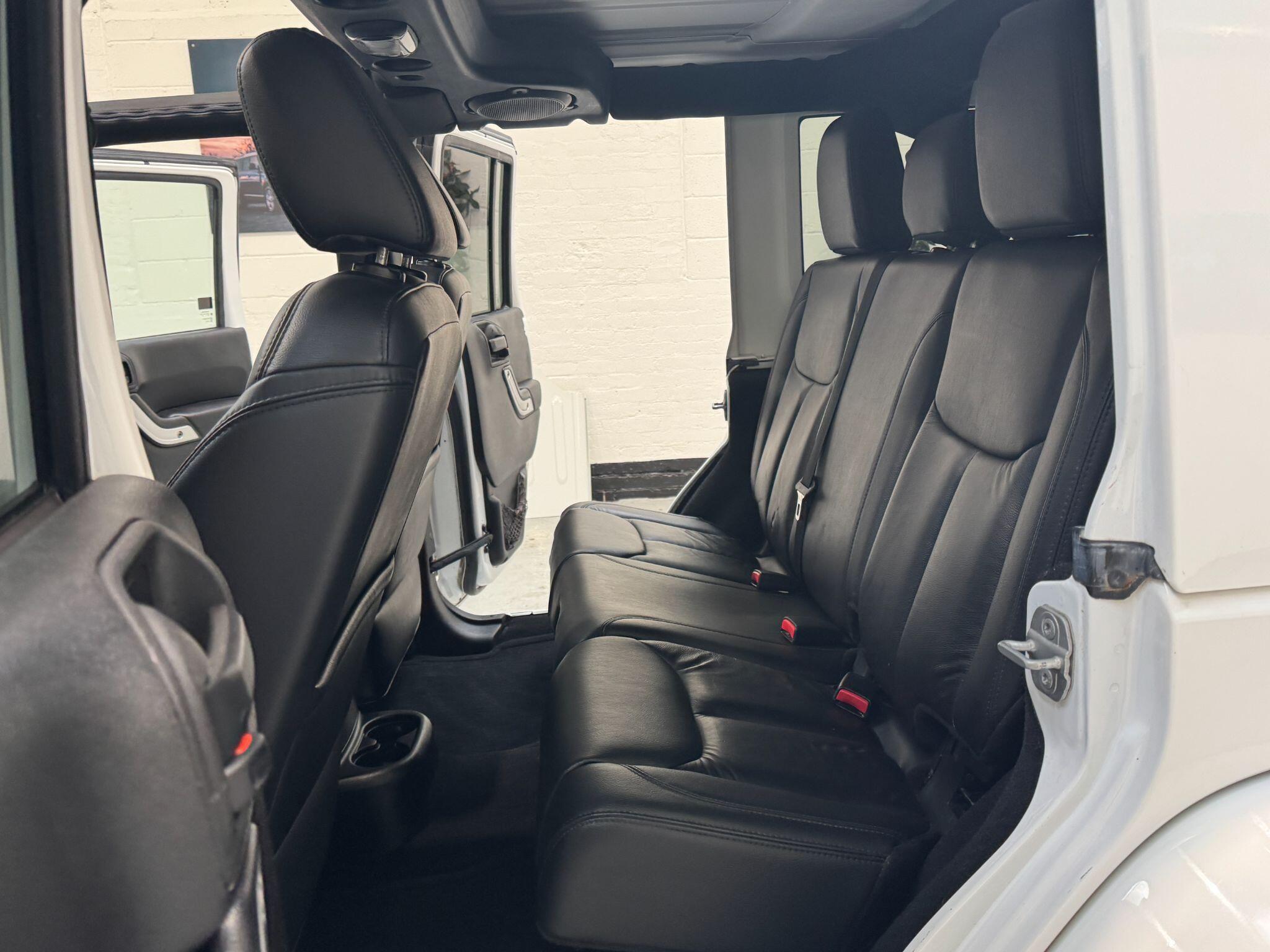 Jeep Wrangler - Image 77