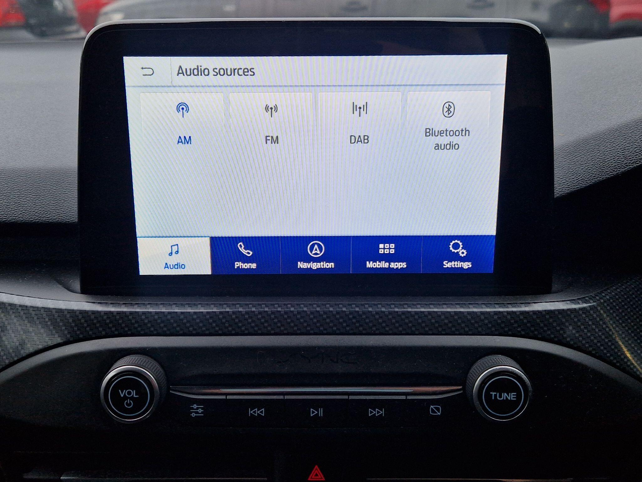 Ford Focus - Image 42