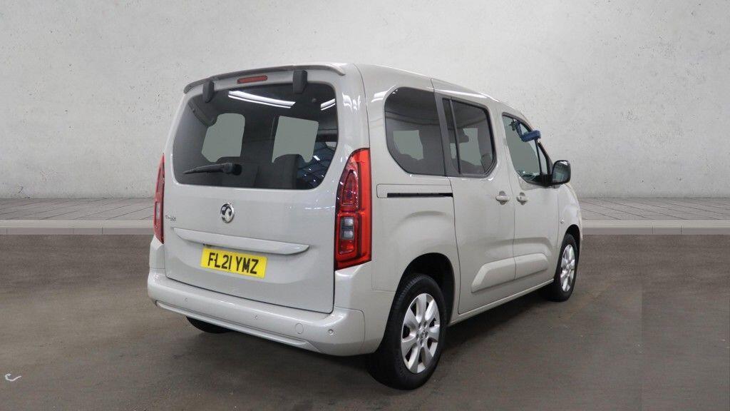 Vauxhall Combo Life - Image 6