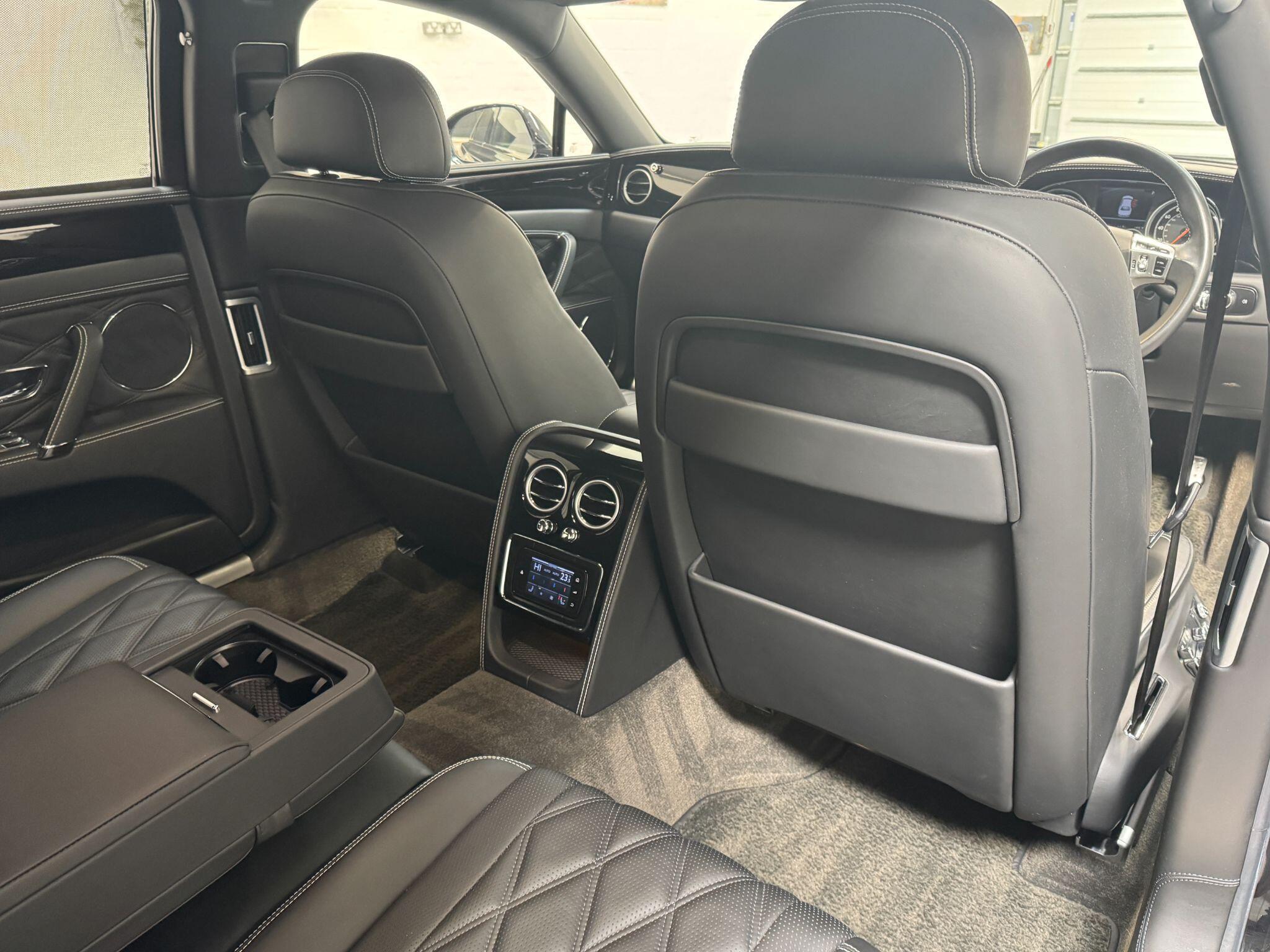 Bentley Flying Spur - Image 88