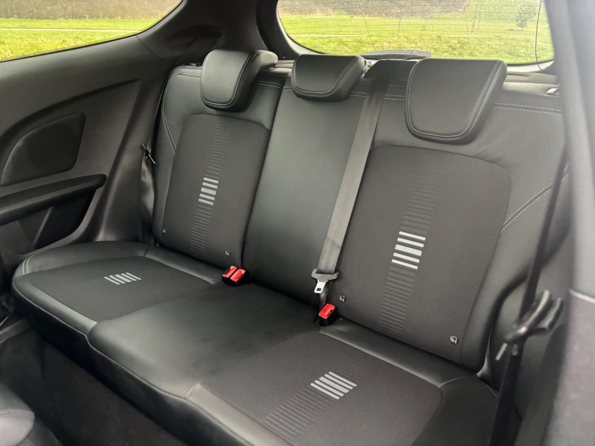 Ford Fiesta - Image 20