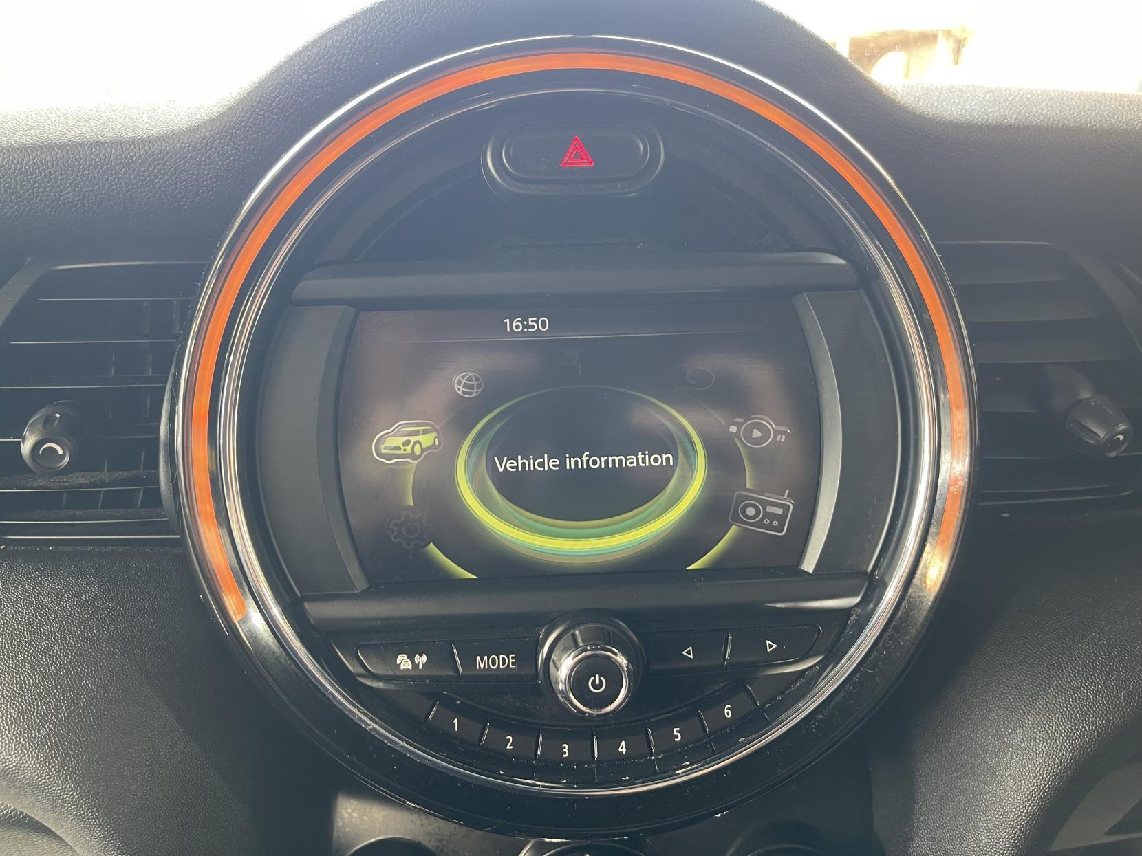 MINI Hatch - Image 20