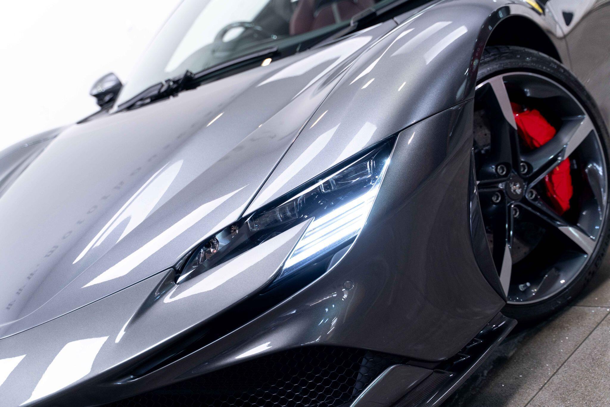 Ferrari SF90 Spider - Image 9