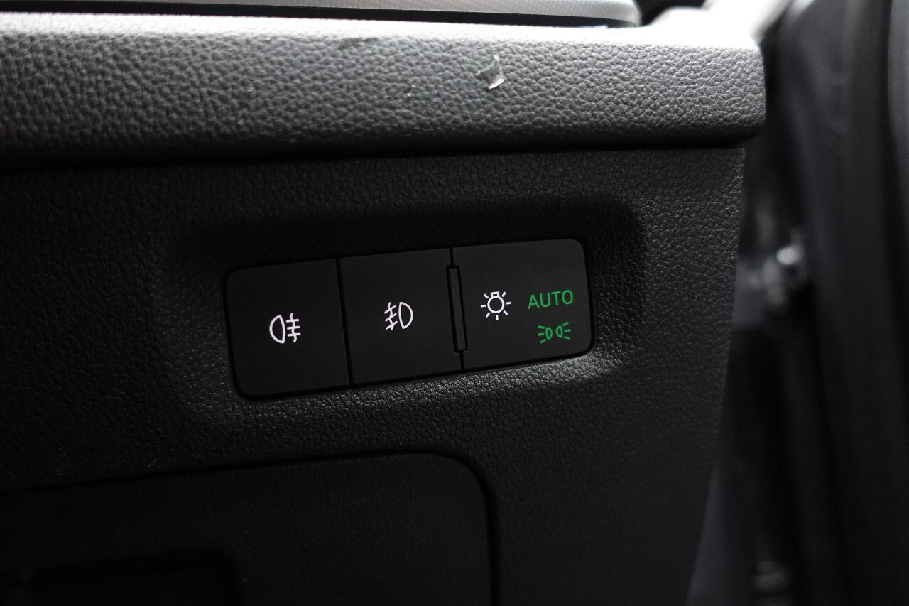 Skoda Octavia - Image 50