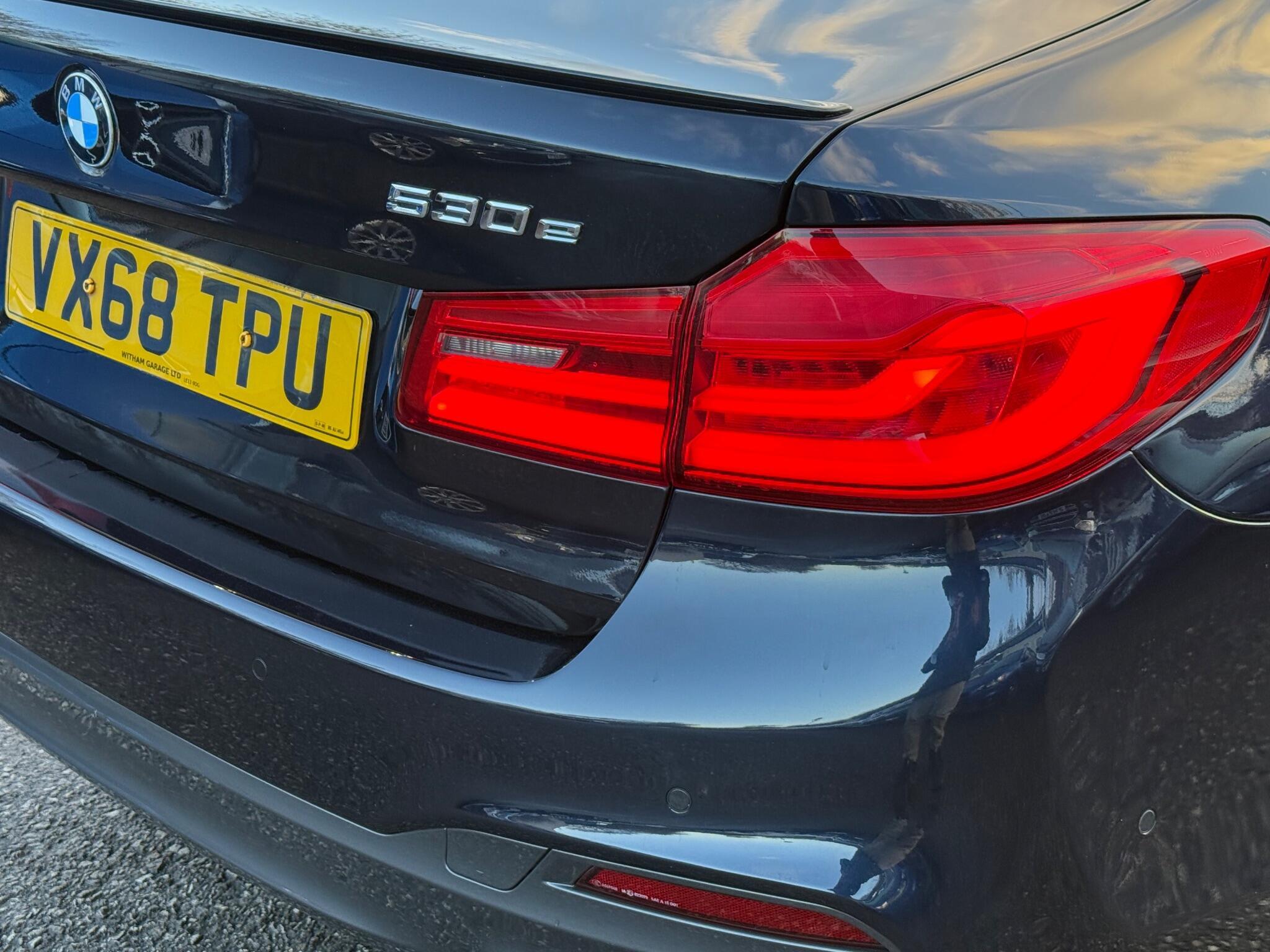 BMW 5 Series - Image 44