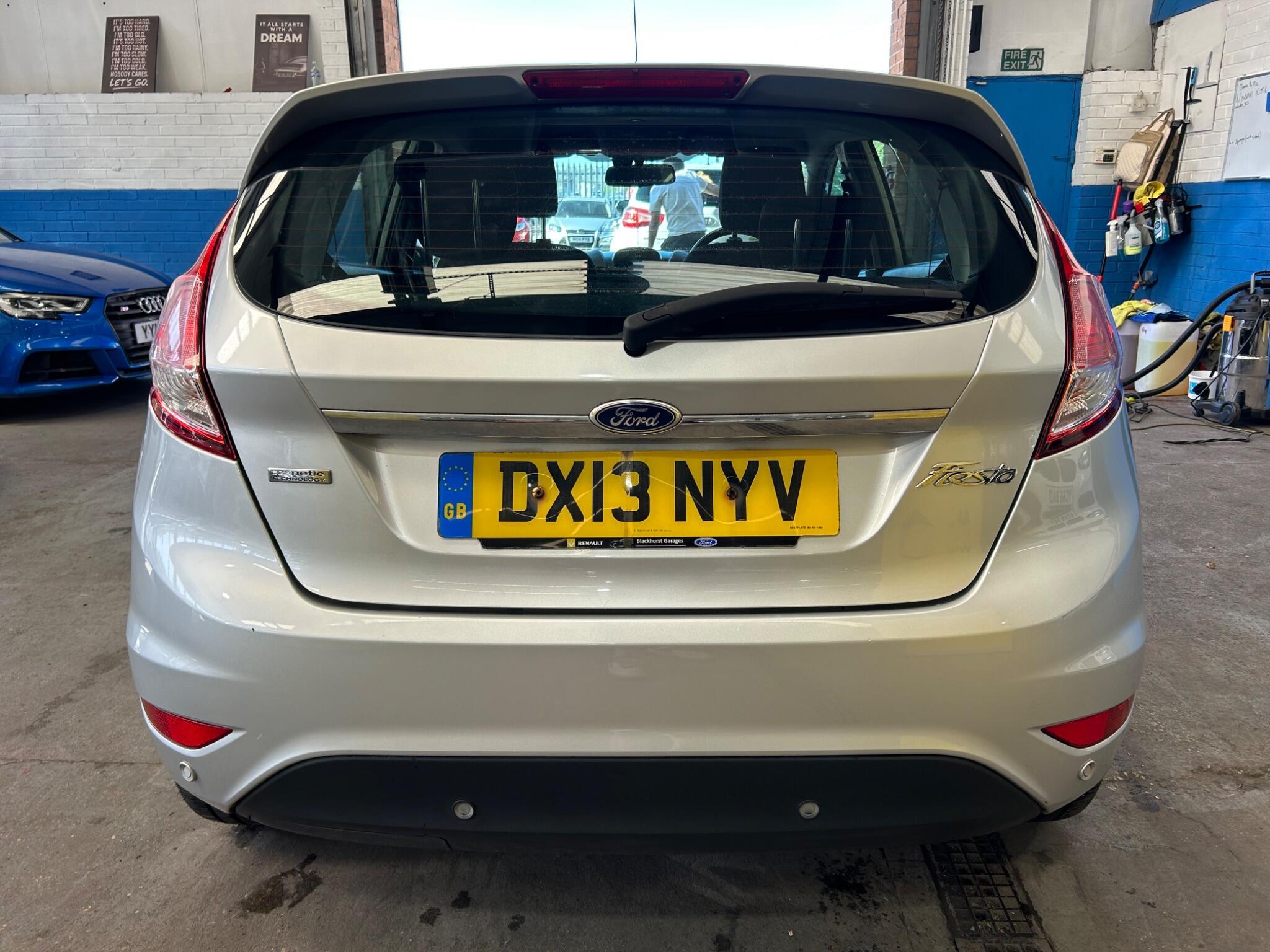 Ford Fiesta - Image 5