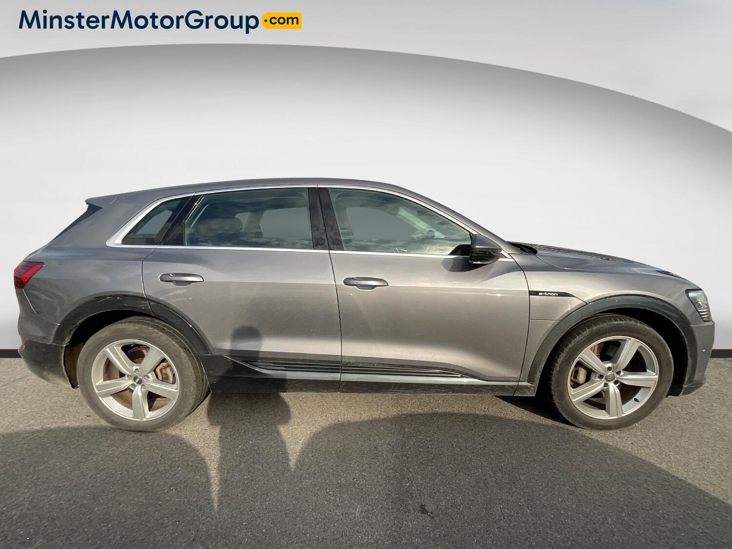 Audi E-Tron - Image 2