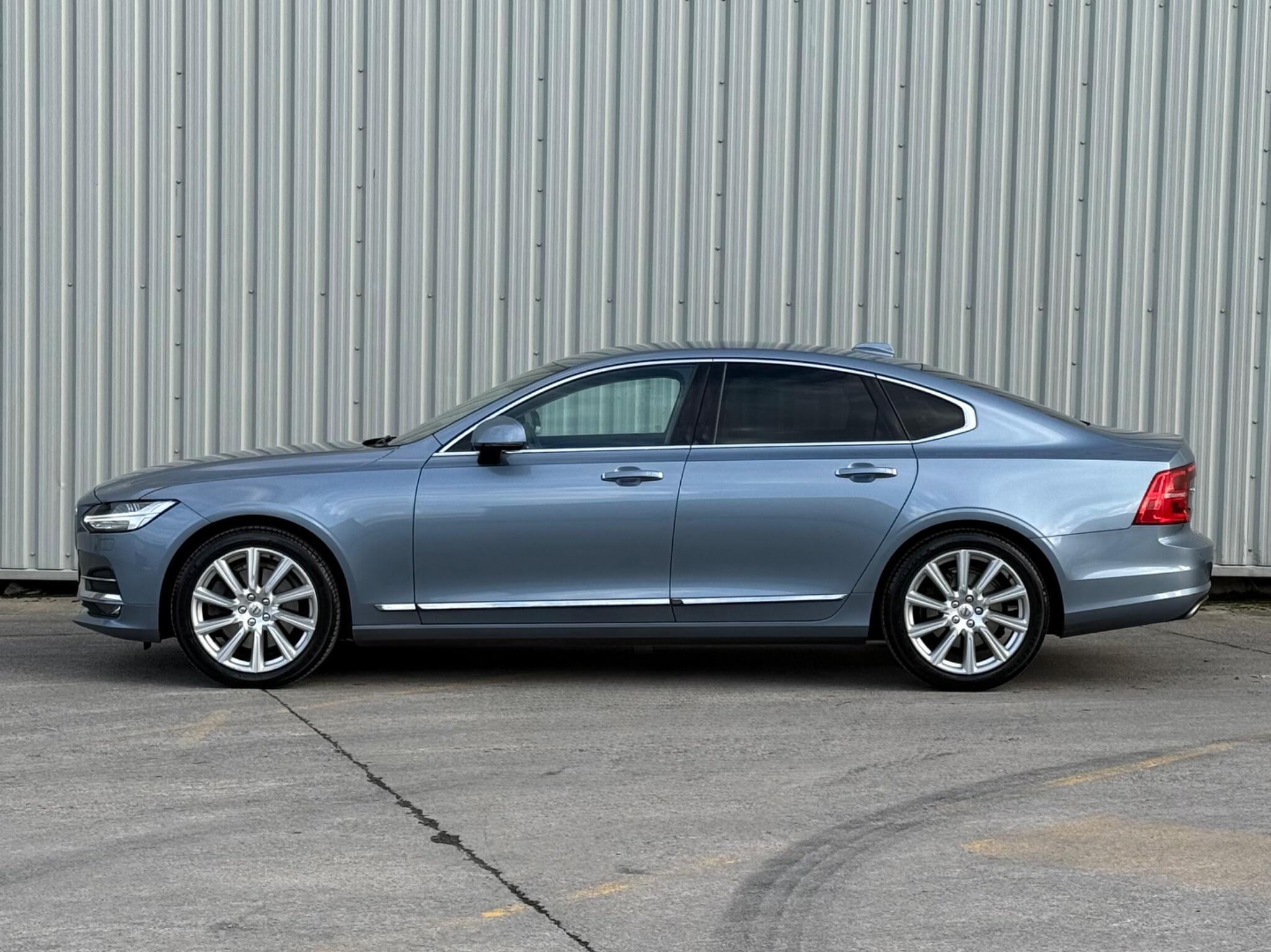 Volvo S90 - Image 13
