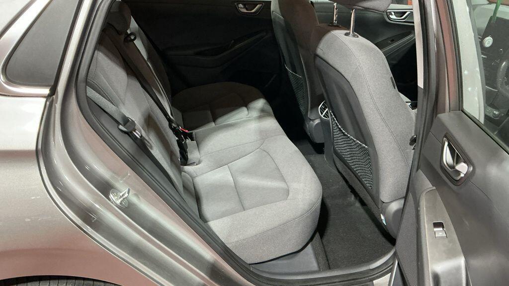 Hyundai Ioniq - Image 7
