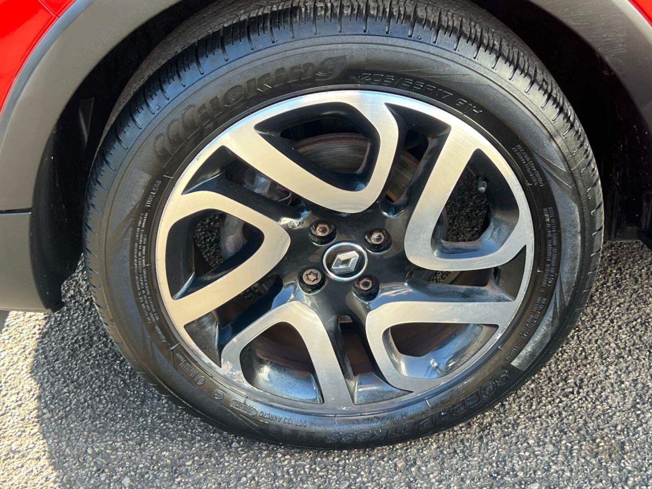 Renault Captur - Image 30