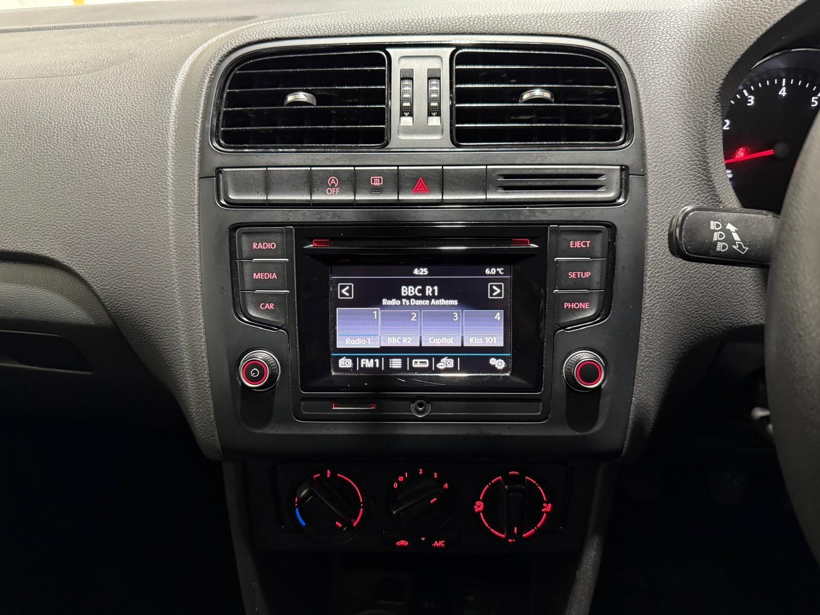 Volkswagen Polo - Image 30