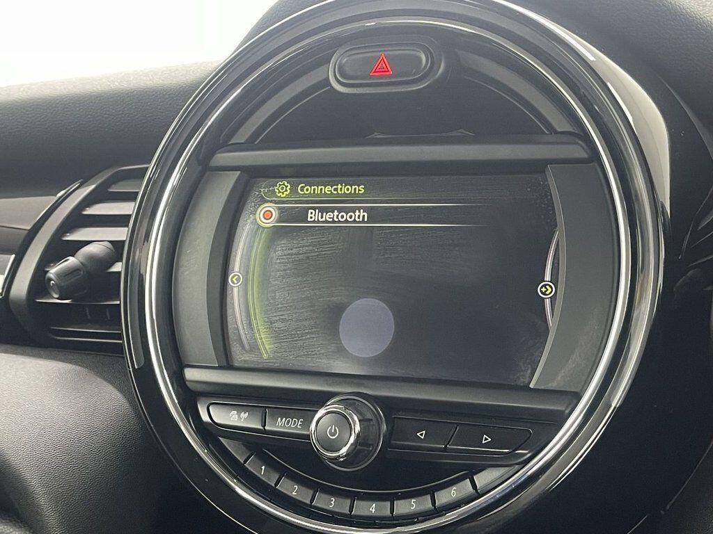 MINI Hatch - Image 36