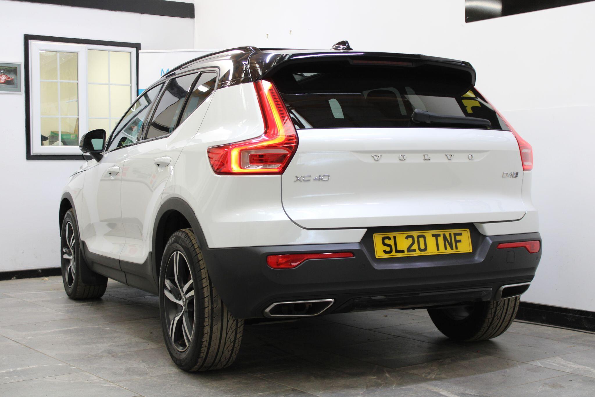 Volvo XC40 - Image 17