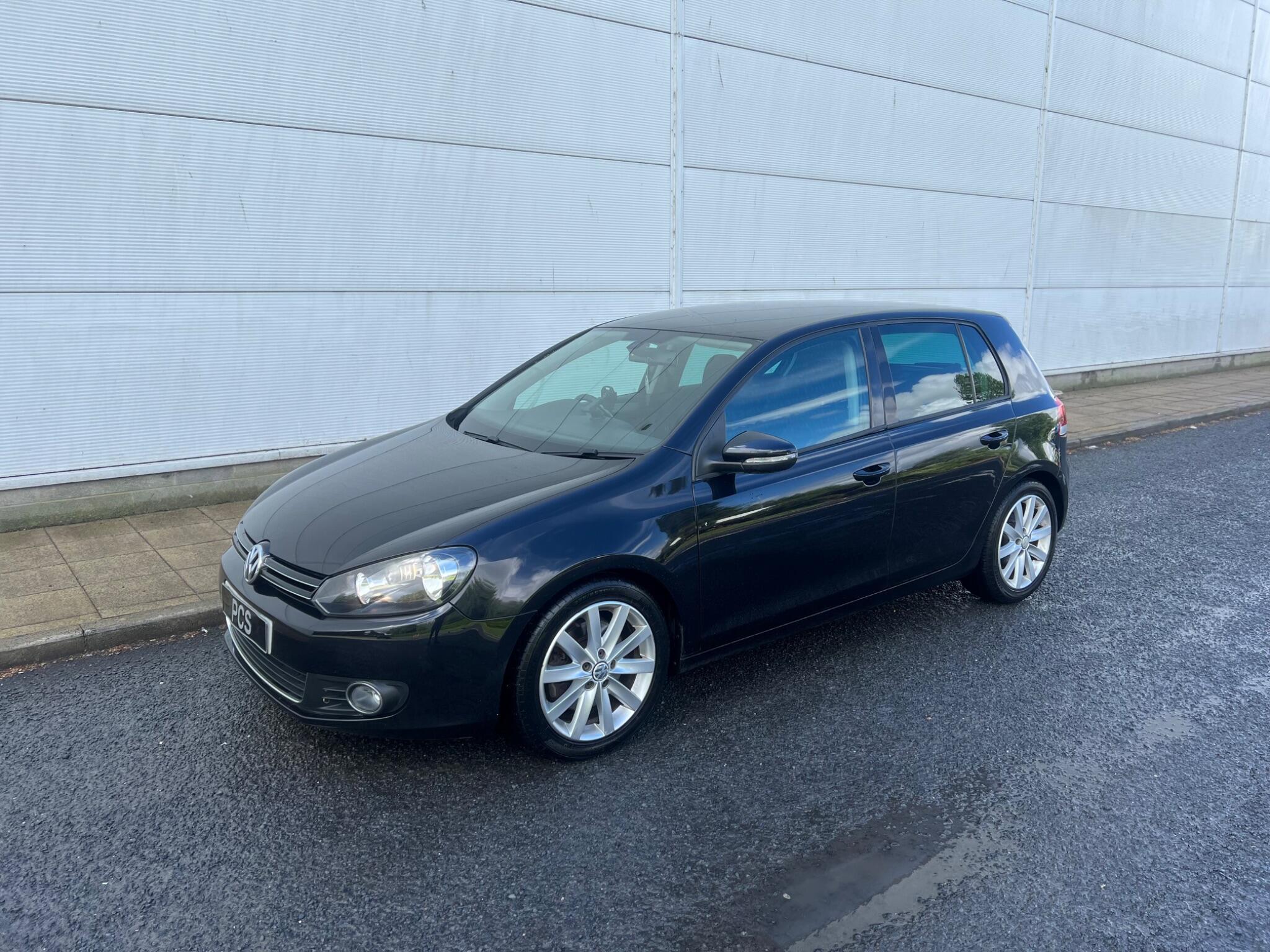 Volkswagen Golf - Image 28
