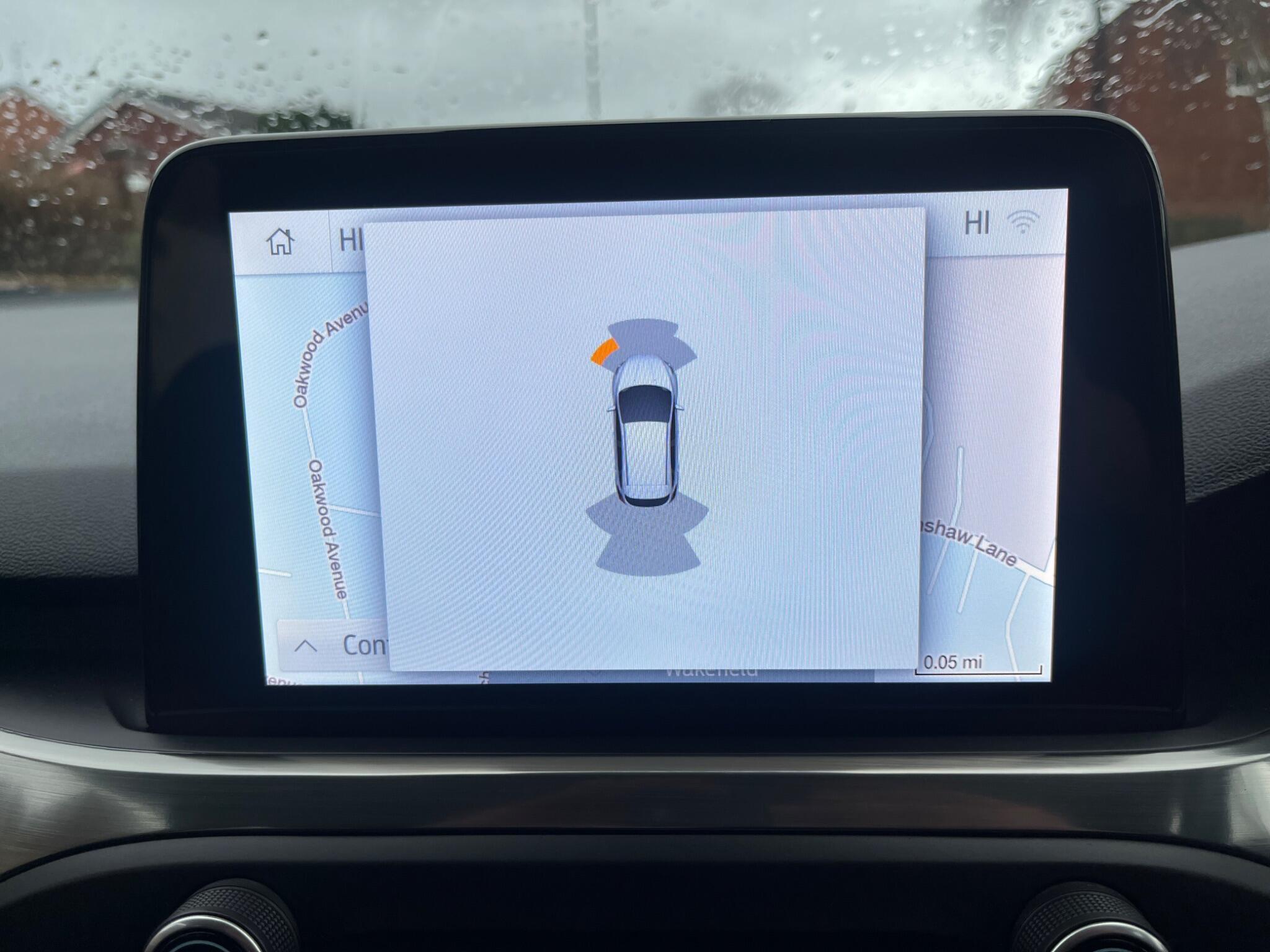 Ford Focus - Image 47