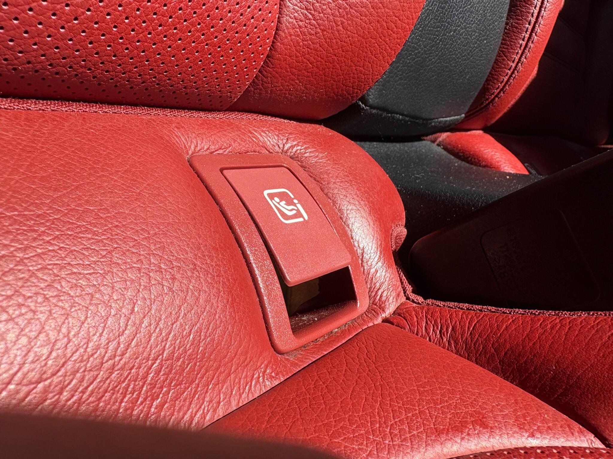 Mercedes C Class - Image 46