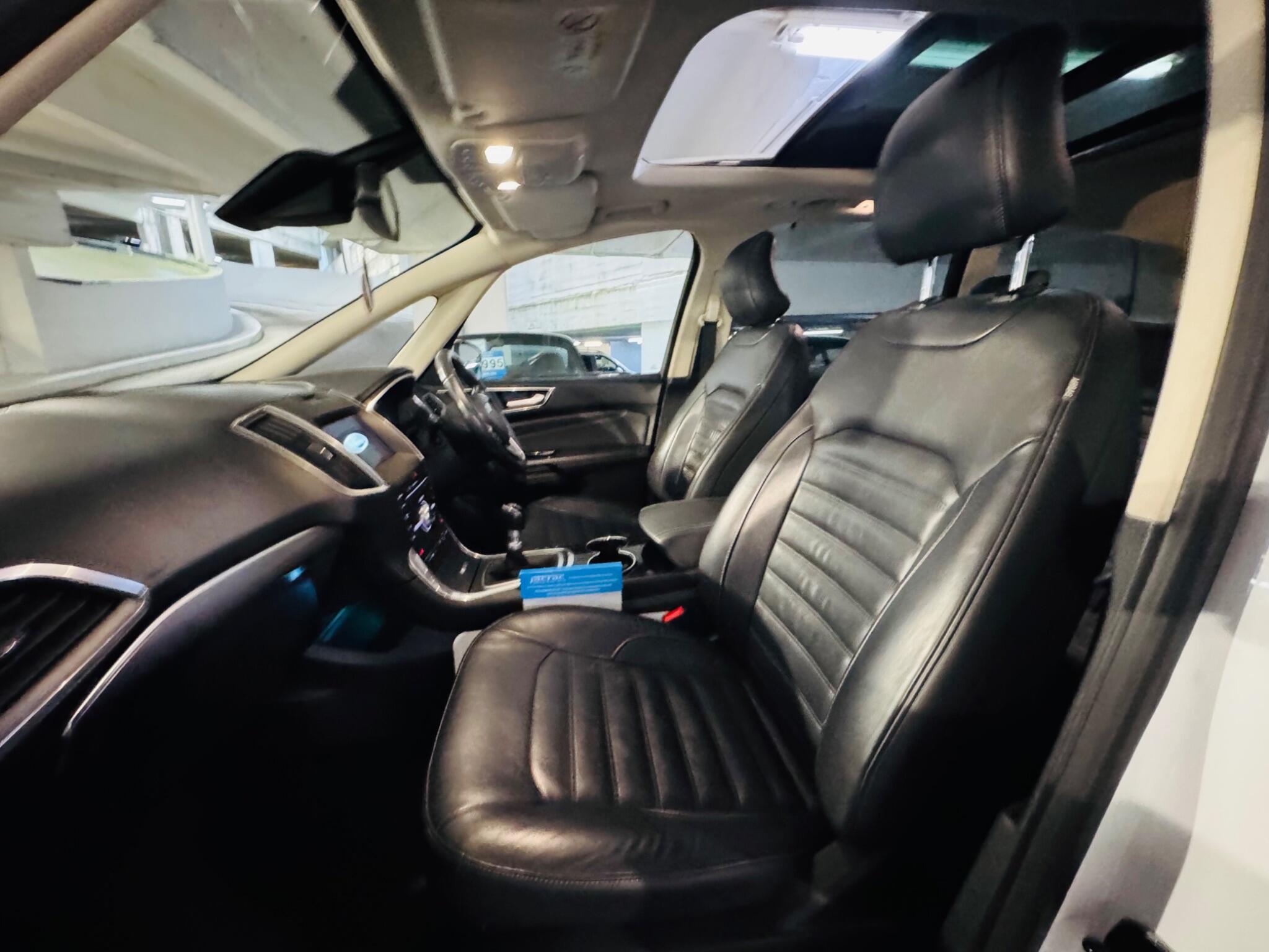 Ford Galaxy - Image 8