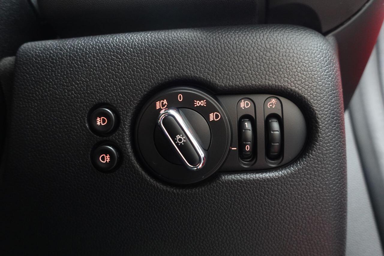 MINI Hatch - Image 41