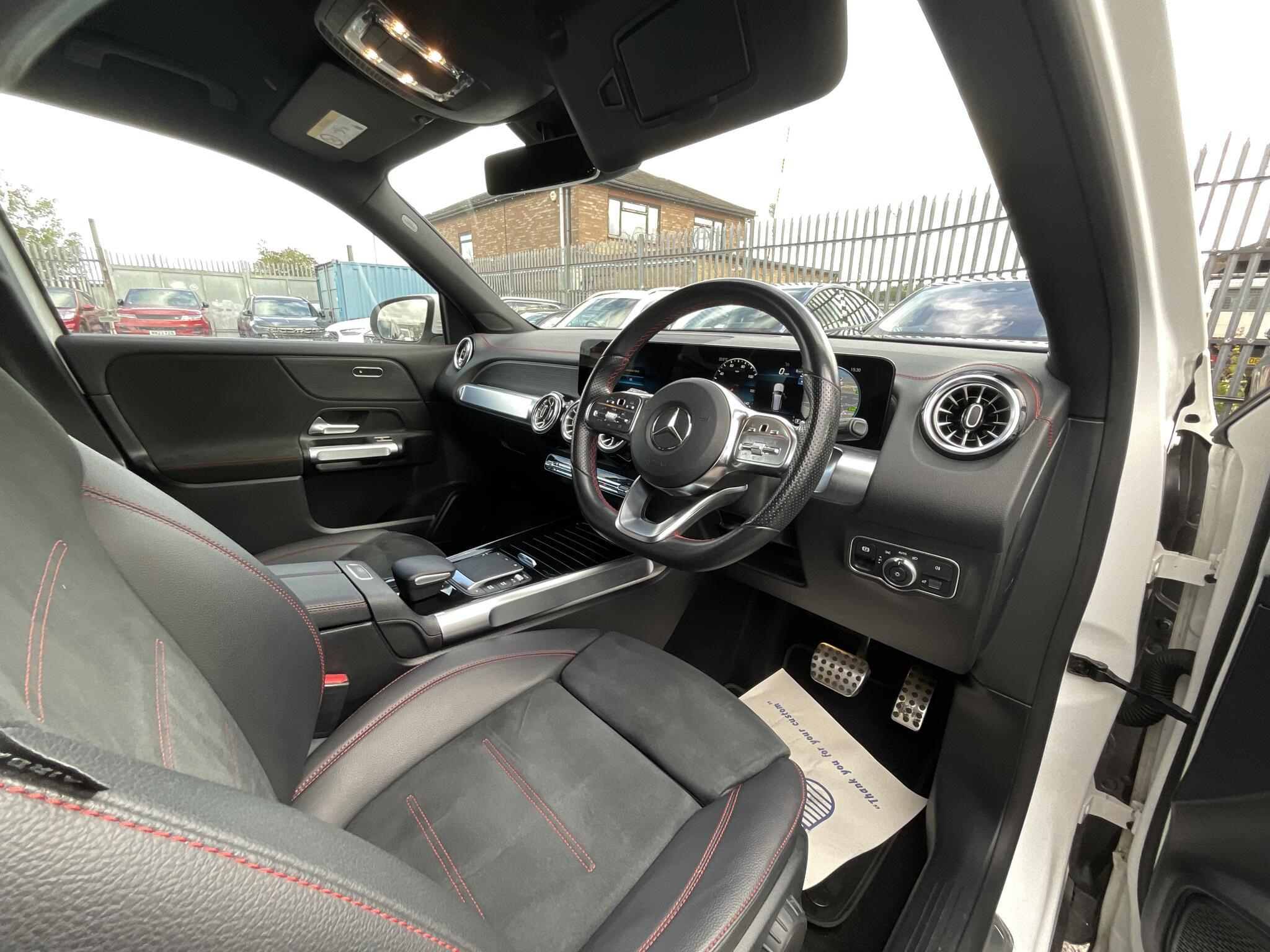 Mercedes Eqb - Image 7
