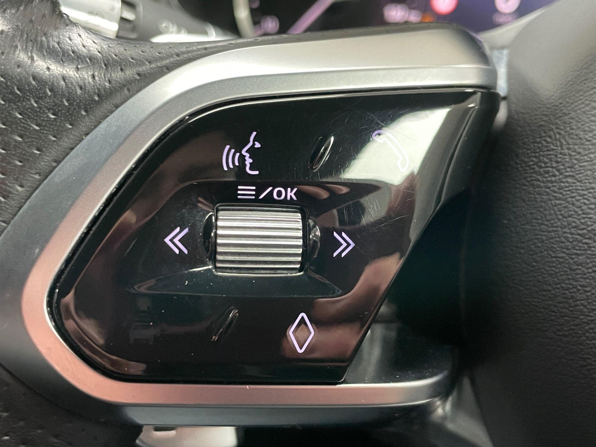 Jaguar F-Pace - Image 36