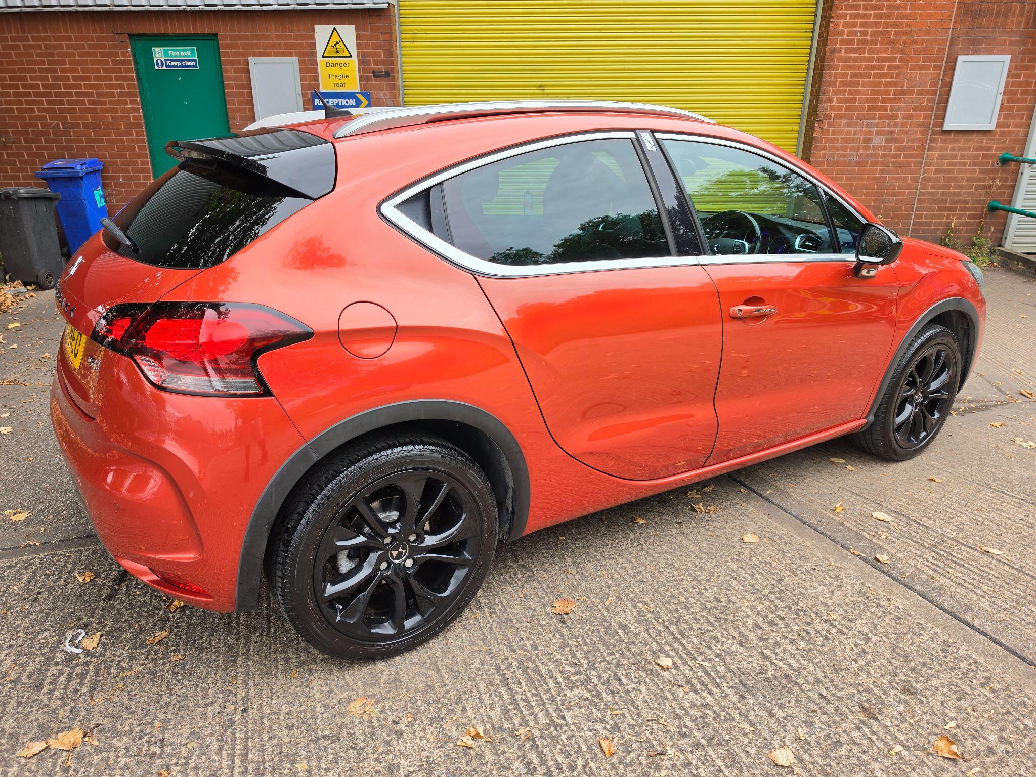DS AUTOMOBILES DS 4 CROSSBACK - Image 8