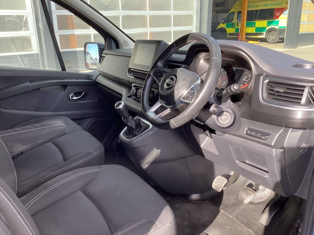 Nissan Primastar - Image 17