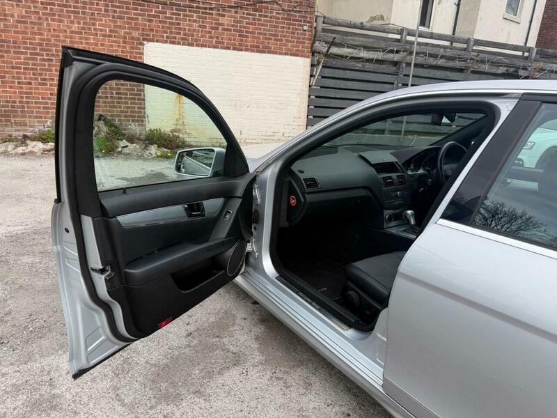 Mercedes C Class - Image 37