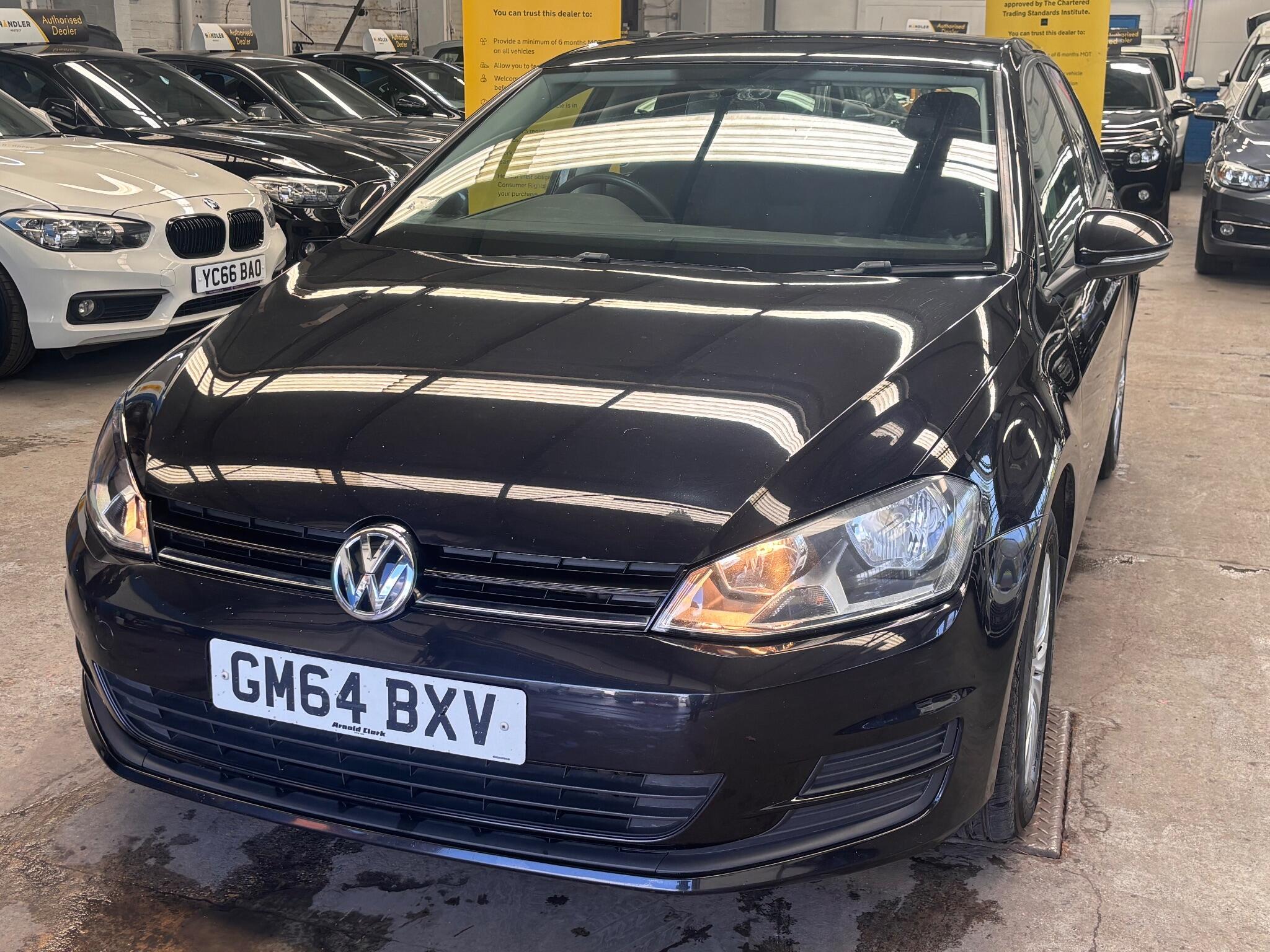 Volkswagen Golf - Image 12
